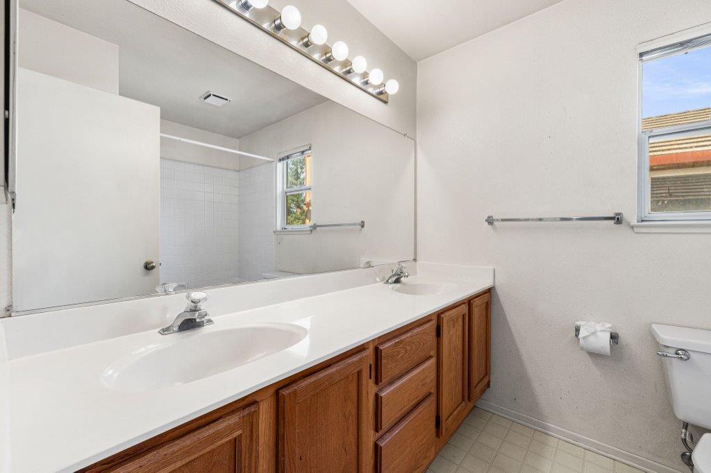 Elk Grove, California, 95758, United States, 3 Bedrooms Bedrooms, ,3 BathroomsBathrooms,Residential,For Sale,1900592