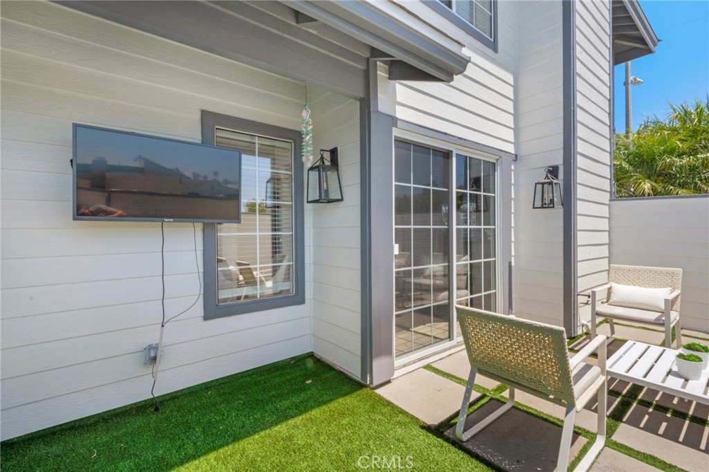 Costa Mesa, California, 92627, United States, 3 Bedrooms Bedrooms, ,2 BathroomsBathrooms,Residential,For Sale,1847589