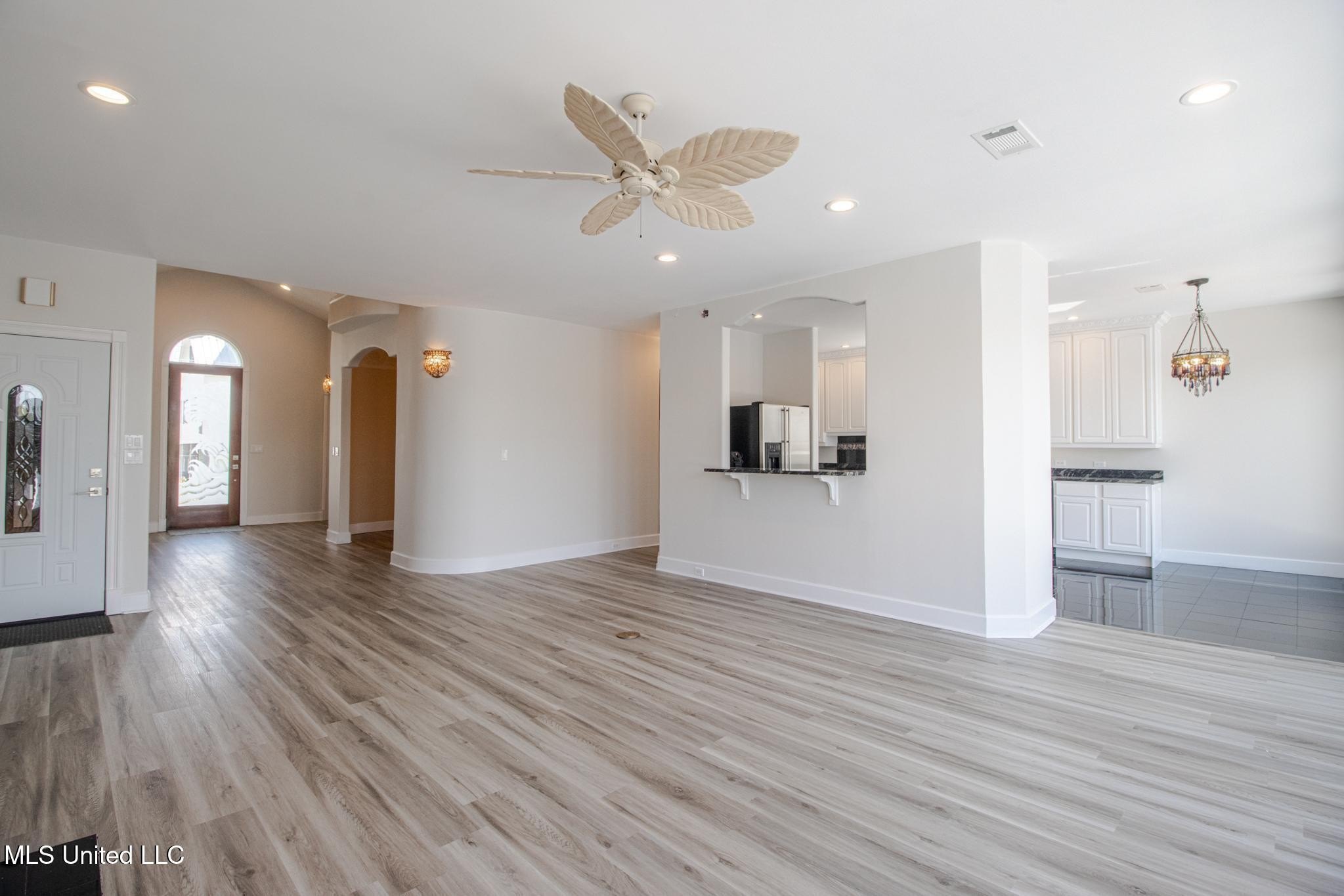 Gulfport, Mississippi, 39507, United States, 4 Bedrooms Bedrooms, ,3 BathroomsBathrooms,Residential,For Sale,1981808