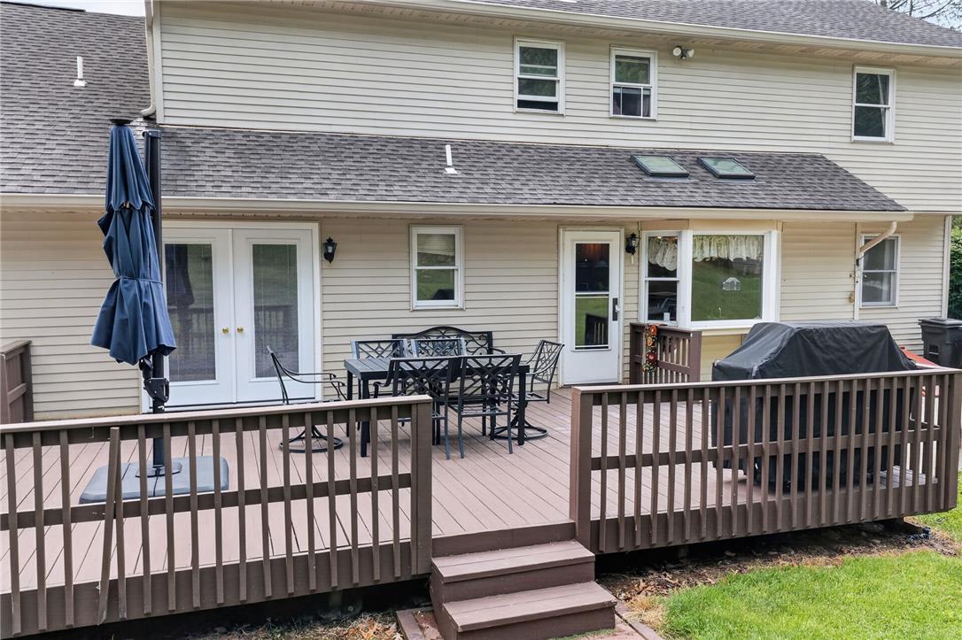 Lower Saucon Twp, Pennsylvania, 18055, United States, 5 Bedrooms Bedrooms, ,4 BathroomsBathrooms,Residential,For Sale,2048315