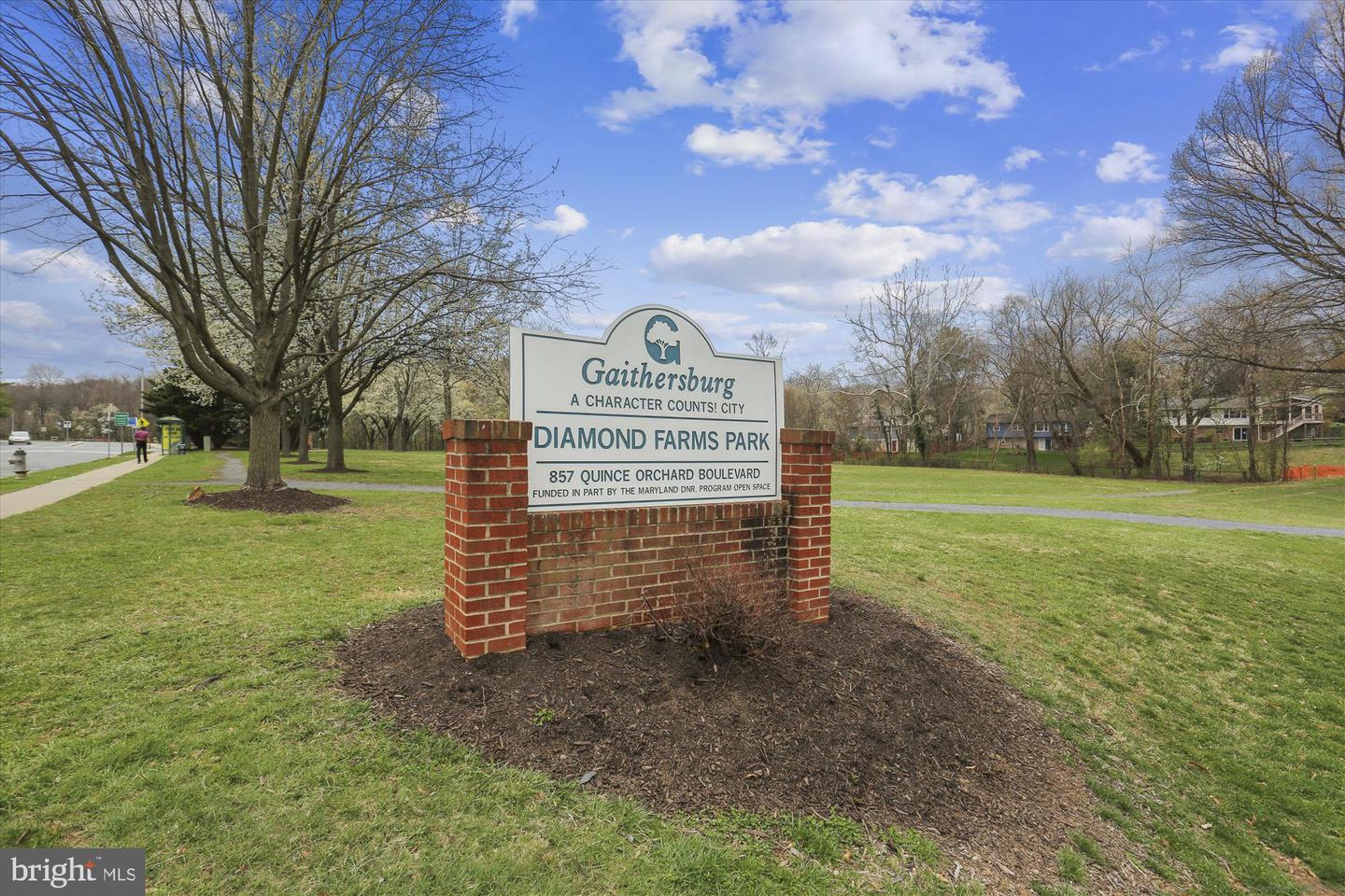 Gaithersburg, Maryland, 20878, United States, 3 Bedrooms Bedrooms, ,4 BathroomsBathrooms,Residential,For Sale,1995929