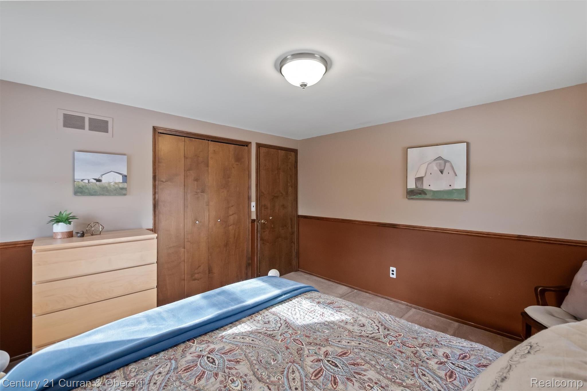 Northville, Michigan, 48167, United States, 5 Bedrooms Bedrooms, ,3 BathroomsBathrooms,Residential,For Sale,2009977