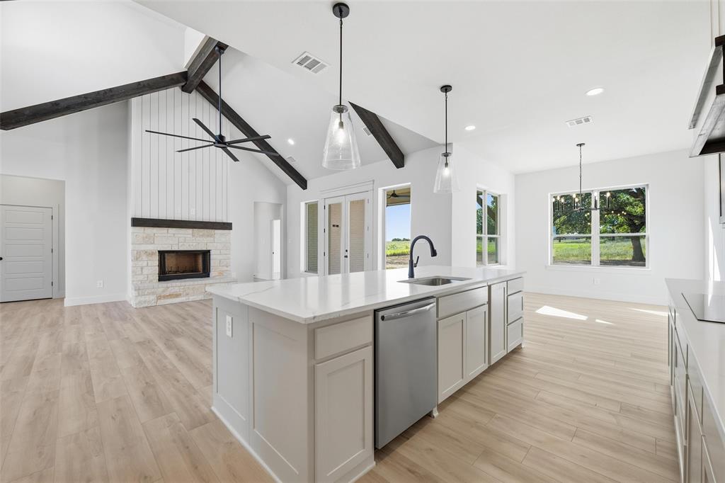 Poolville, Texas, 76487, United States, 4 Bedrooms Bedrooms, ,3 BathroomsBathrooms,Residential,For Sale,1969545