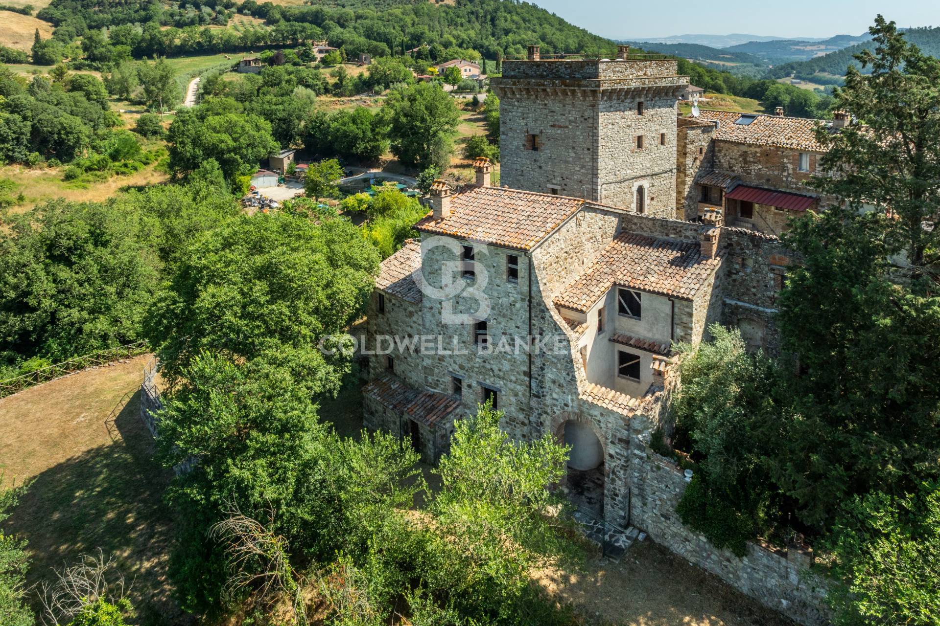Todi, Perugia, 06059, IT, 10 Bedrooms Bedrooms, ,6 BathroomsBathrooms,Residential,For Sale,1890990