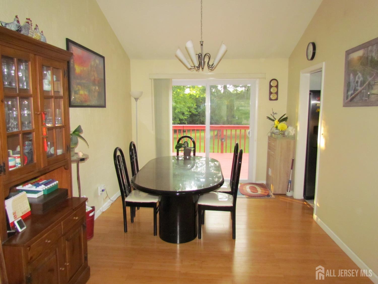 East Brunswick, New Jersey, 08816, United States, 5 Bedrooms Bedrooms, ,3 BathroomsBathrooms,Residential,For Sale,1933394
