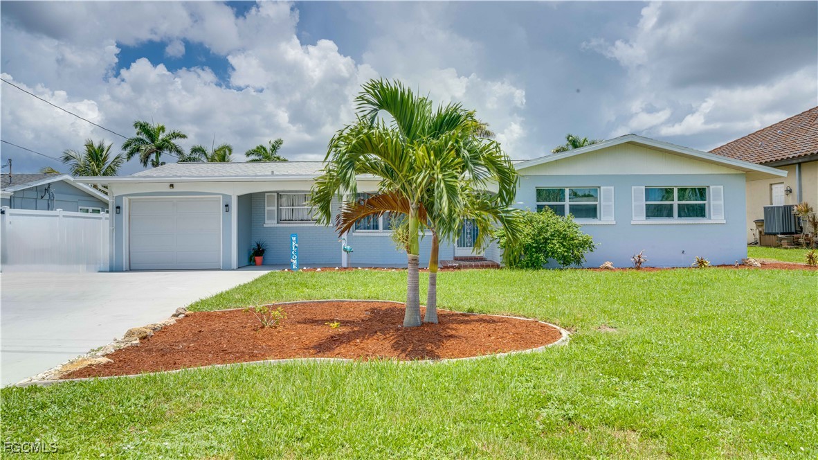 Cape Coral, Florida, 33904, United States, 3 Bedrooms Bedrooms, ,2 BathroomsBathrooms,Residential,For Sale,1973699