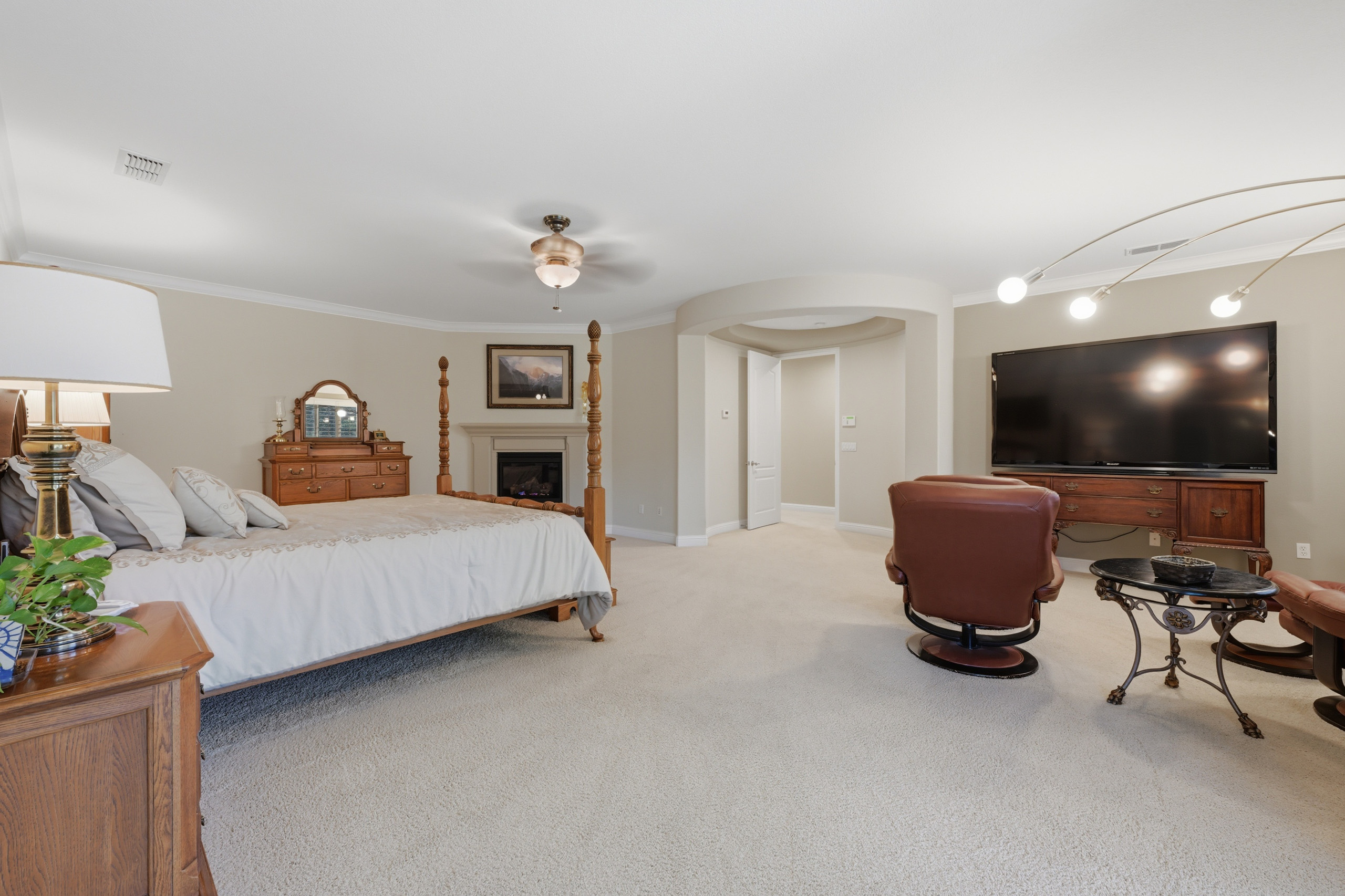  9425 Pinehurst Drive, Roseville, CA 95747 - 物件實景