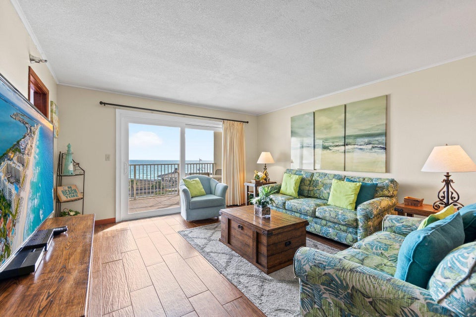 Destin, Florida, 32541, United States, 2 Bedrooms Bedrooms, ,2 BathroomsBathrooms,Residential,For Sale,1861744