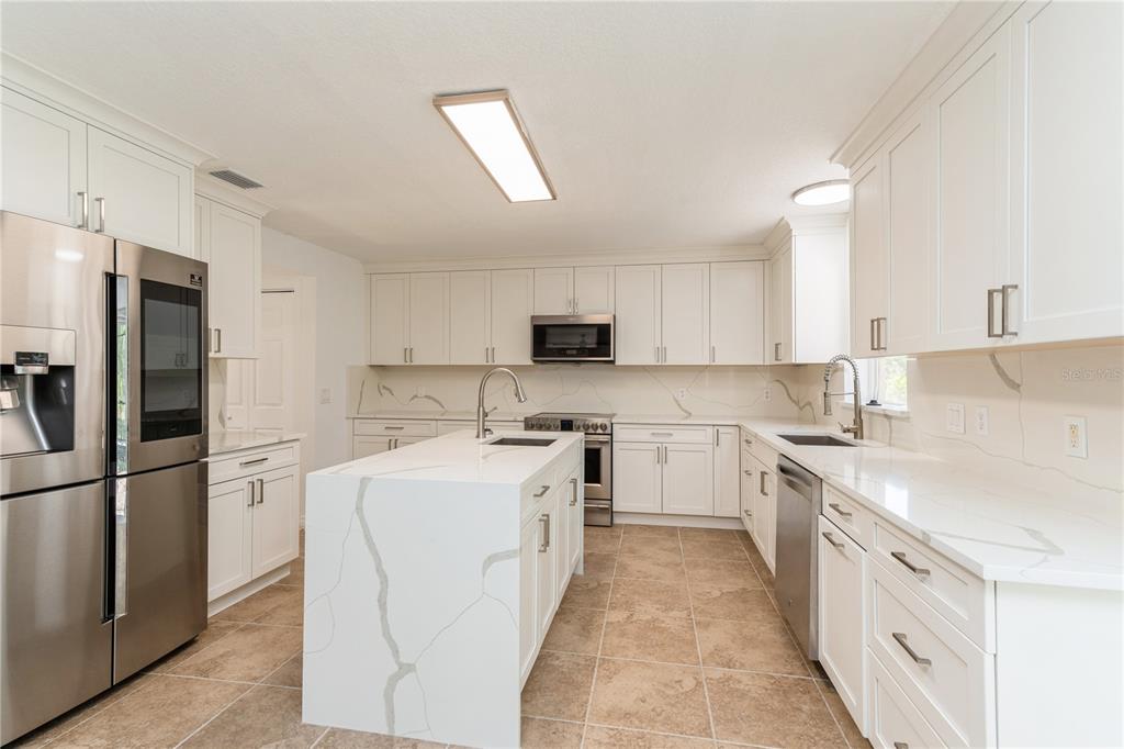 Port Charlotte, Florida, 33981, United States, 5 Bedrooms Bedrooms, ,4 BathroomsBathrooms,Residential,For Sale,1856891