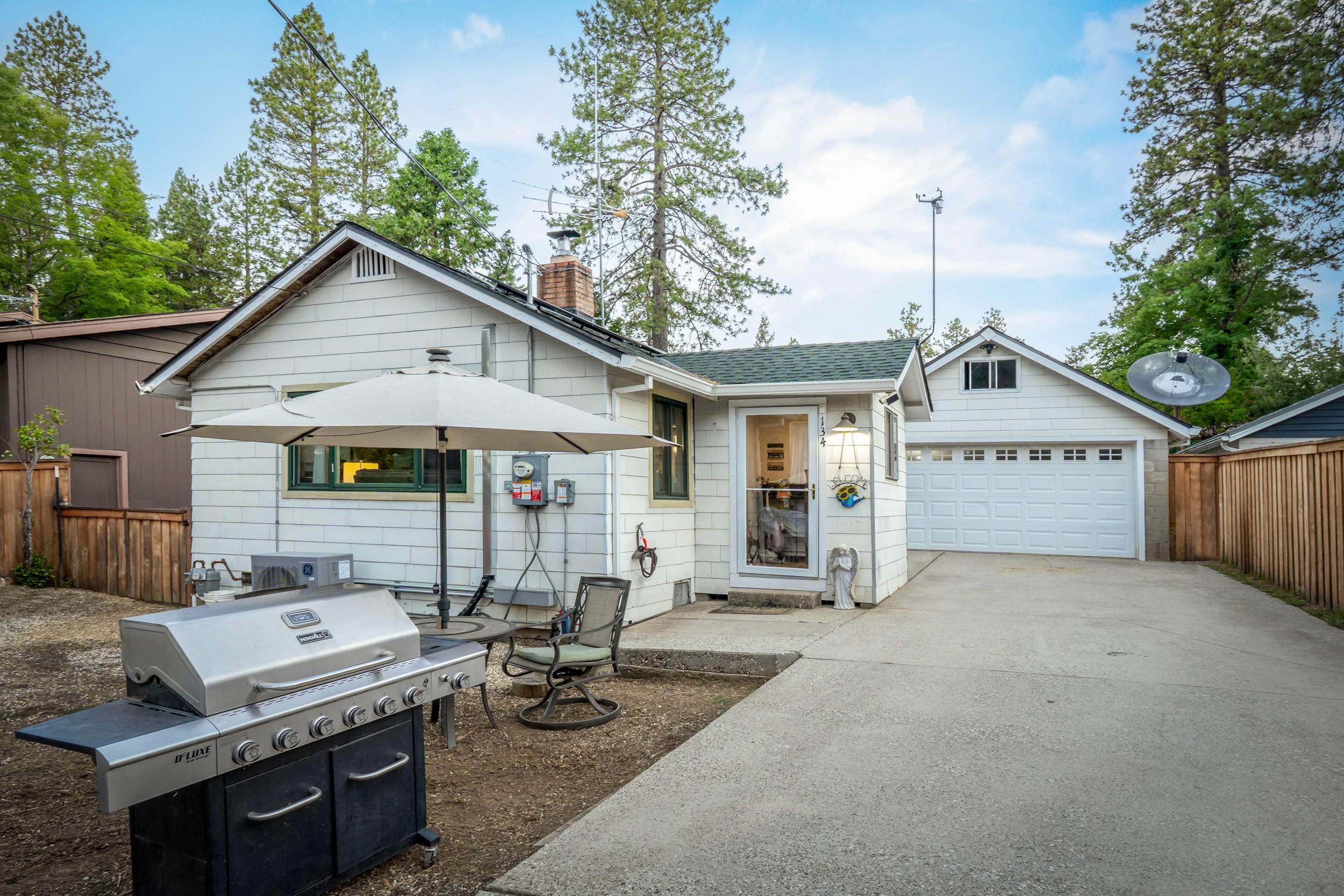  134 E. Empire Street, Grass Valley, CA 95945 - 物件實景