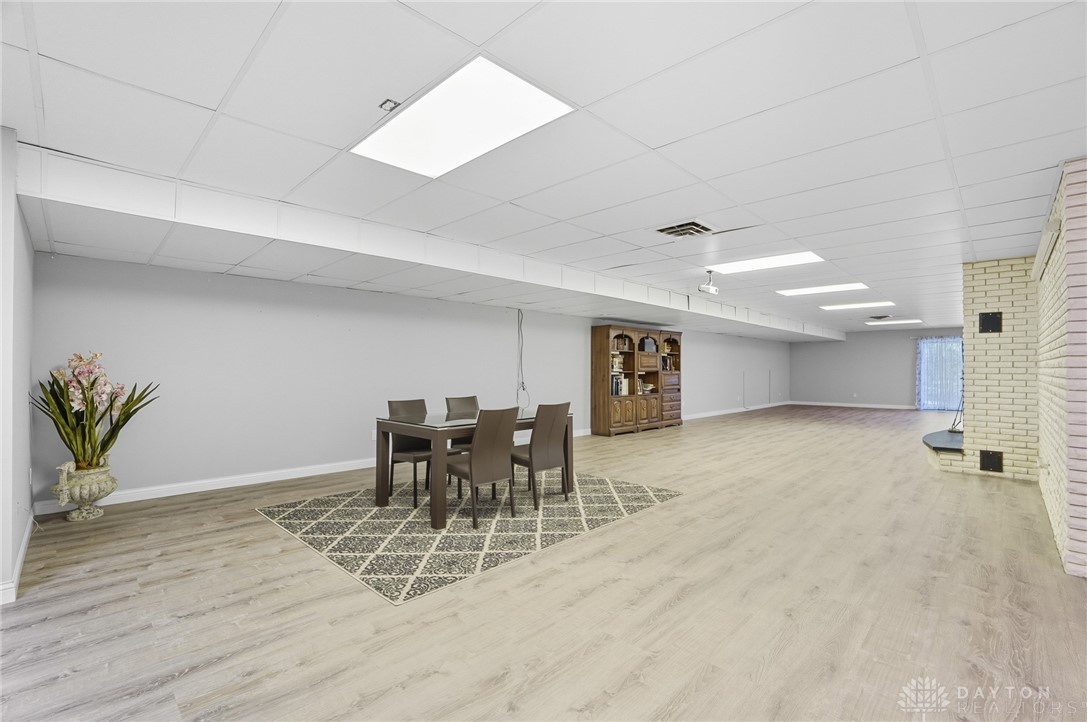 Brookville, Ohio, 45309, United States, 3 Bedrooms Bedrooms, ,4 BathroomsBathrooms,Residential,For Sale,1995742