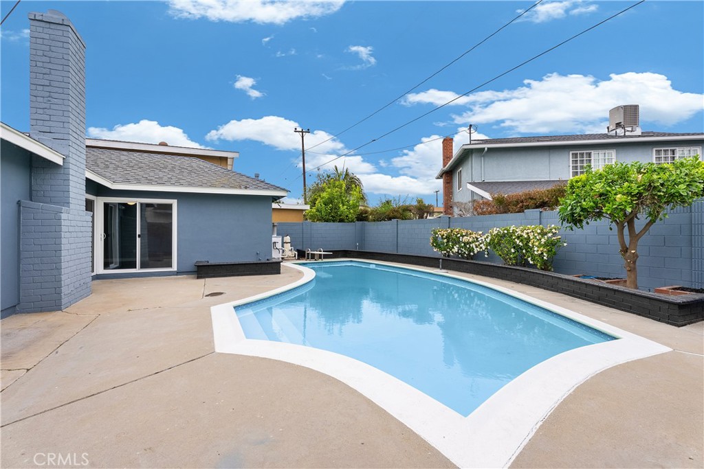Carson, California, 90745, United States, 3 Bedrooms Bedrooms, ,2 BathroomsBathrooms,Residential,For Sale,1850381