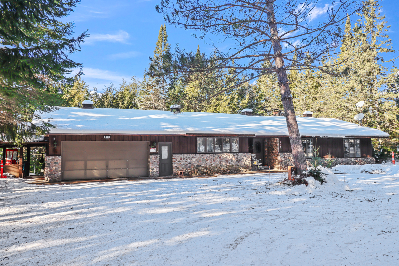 Land O Lakes, Wisconsin, 54540, United States, 3 Bedrooms Bedrooms, ,3 BathroomsBathrooms,Residential,For Sale,2005776