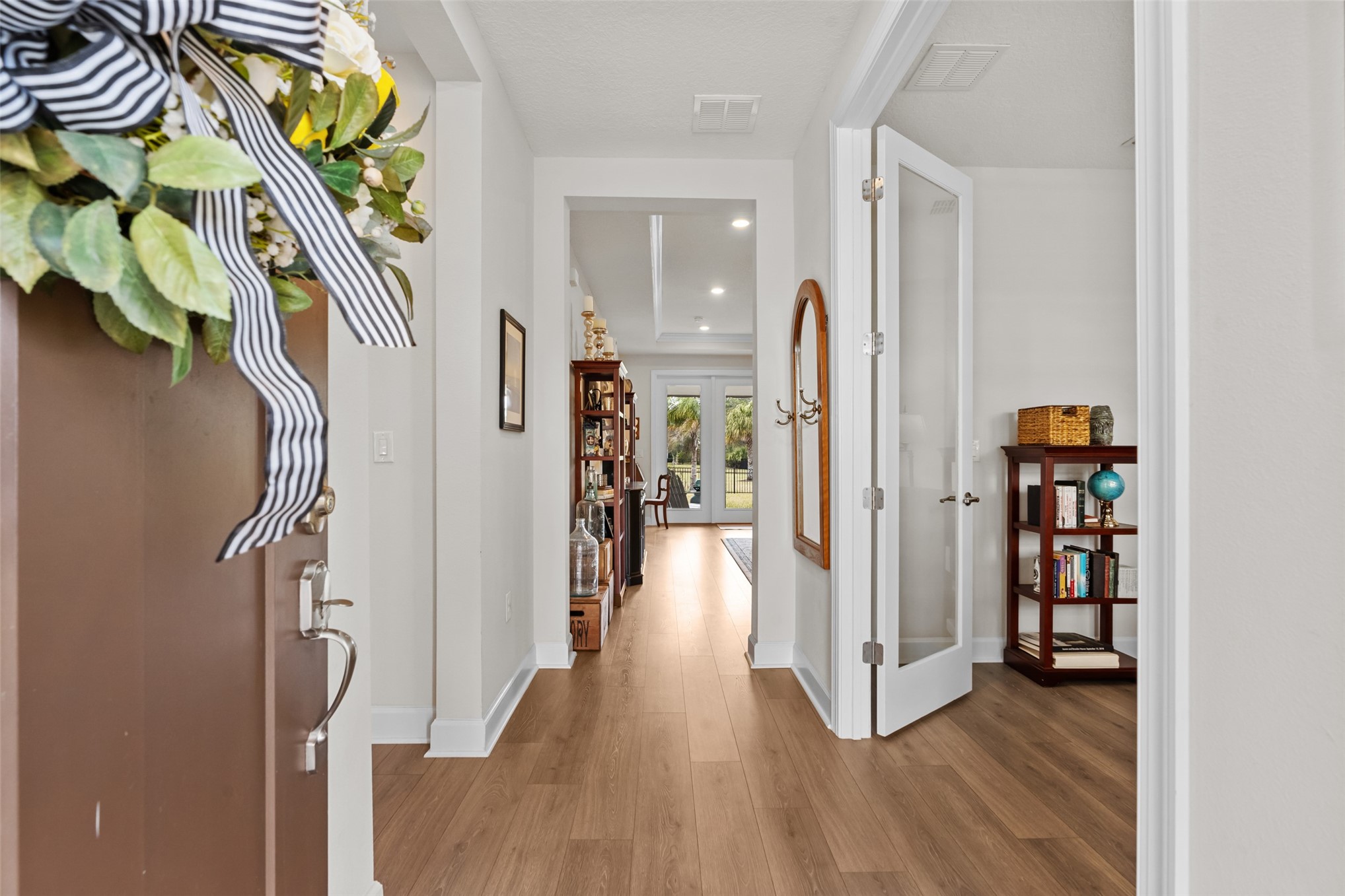 Fernandina Beach, Florida, 32034, United States, 3 Bedrooms Bedrooms, ,2 BathroomsBathrooms,Residential,For Sale,2024092
