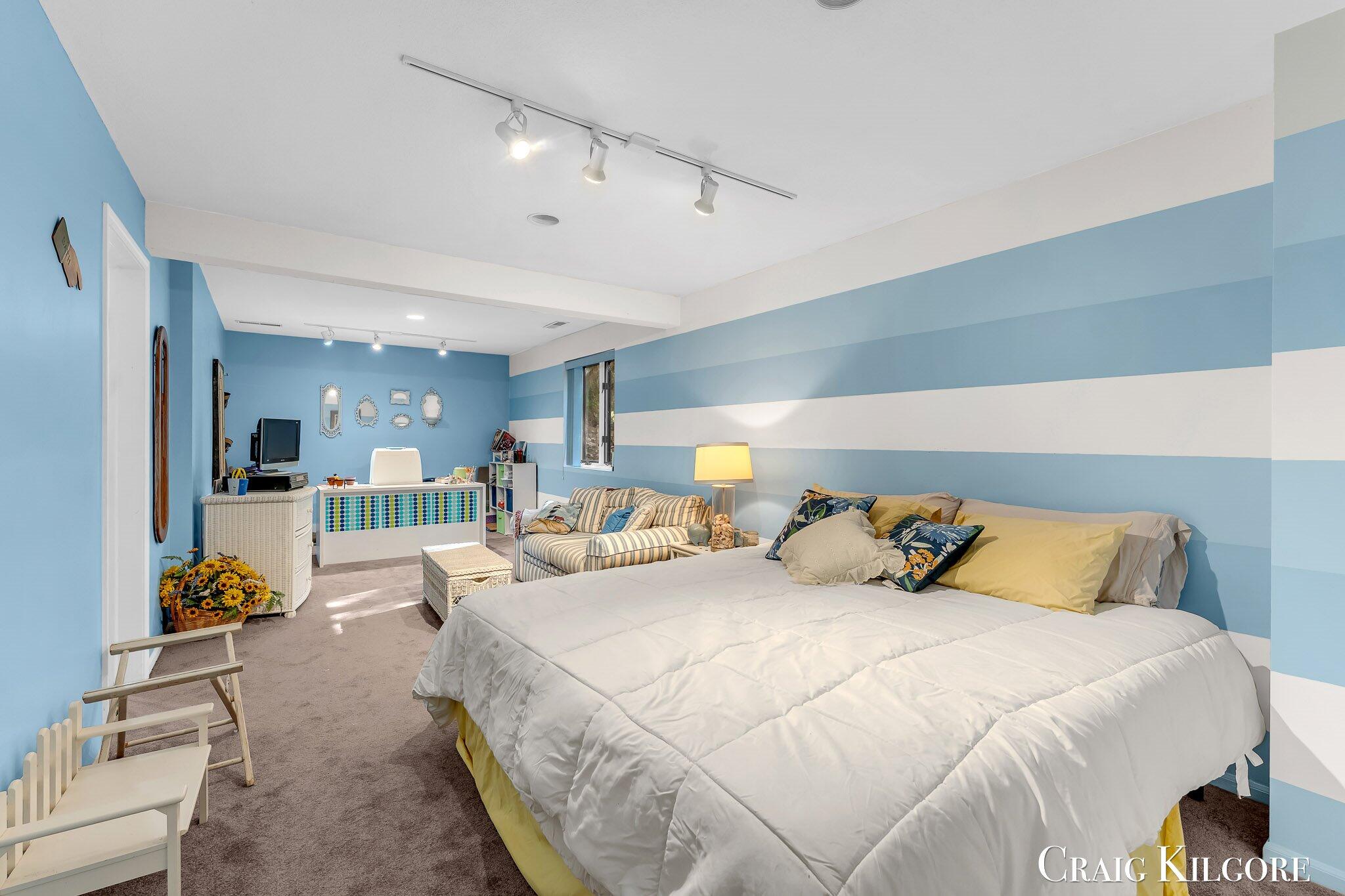 Spring Lake, Michigan, 49456, United States, 2 Bedrooms Bedrooms, ,3 BathroomsBathrooms,Residential,For Sale,2003157