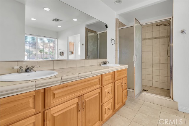 Palmdale, California, 93551, United States, 5 Bedrooms Bedrooms, ,4 BathroomsBathrooms,Residential,For Sale,1984505