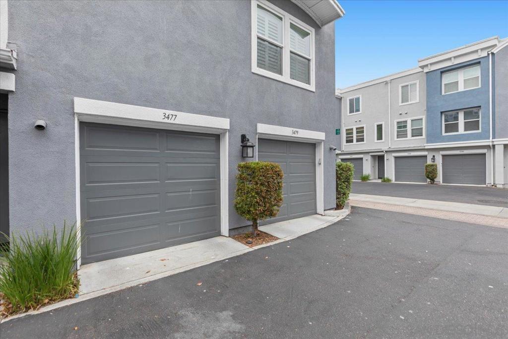 San Diego, California, 92110, United States, 3 Bedrooms Bedrooms, ,2 BathroomsBathrooms,Residential,For Sale,1914141