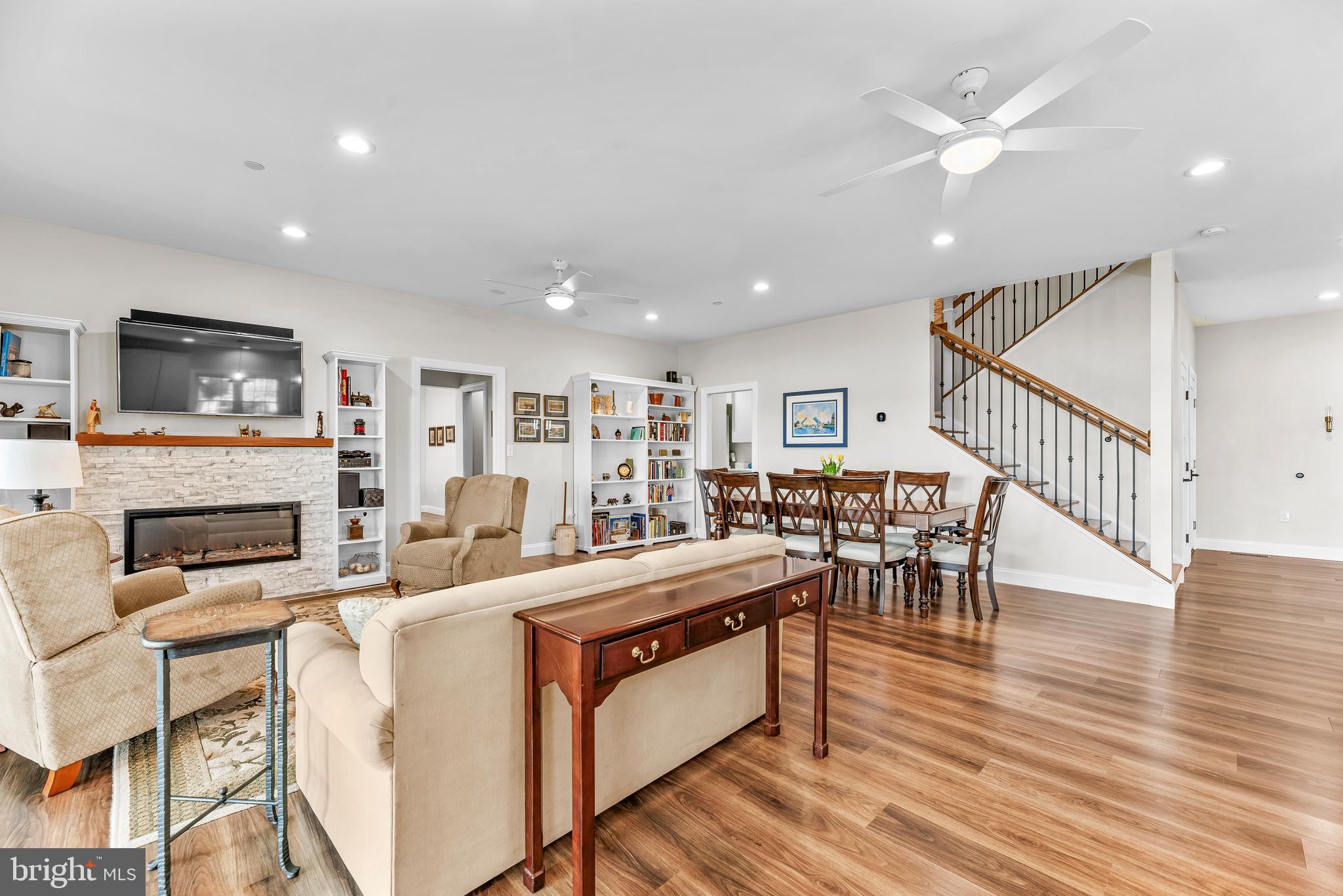 Galesville, Maryland, 20765, United States, 5 Bedrooms Bedrooms, ,4 BathroomsBathrooms,Residential,For Sale,1887426