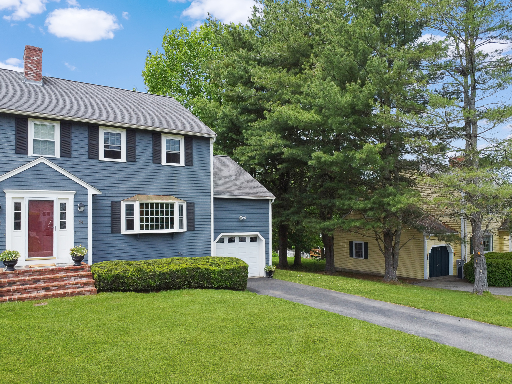 North Andover, Massachusetts, 01845, United States, 2 Bedrooms Bedrooms, ,2 BathroomsBathrooms,Residential,For Sale,2048413