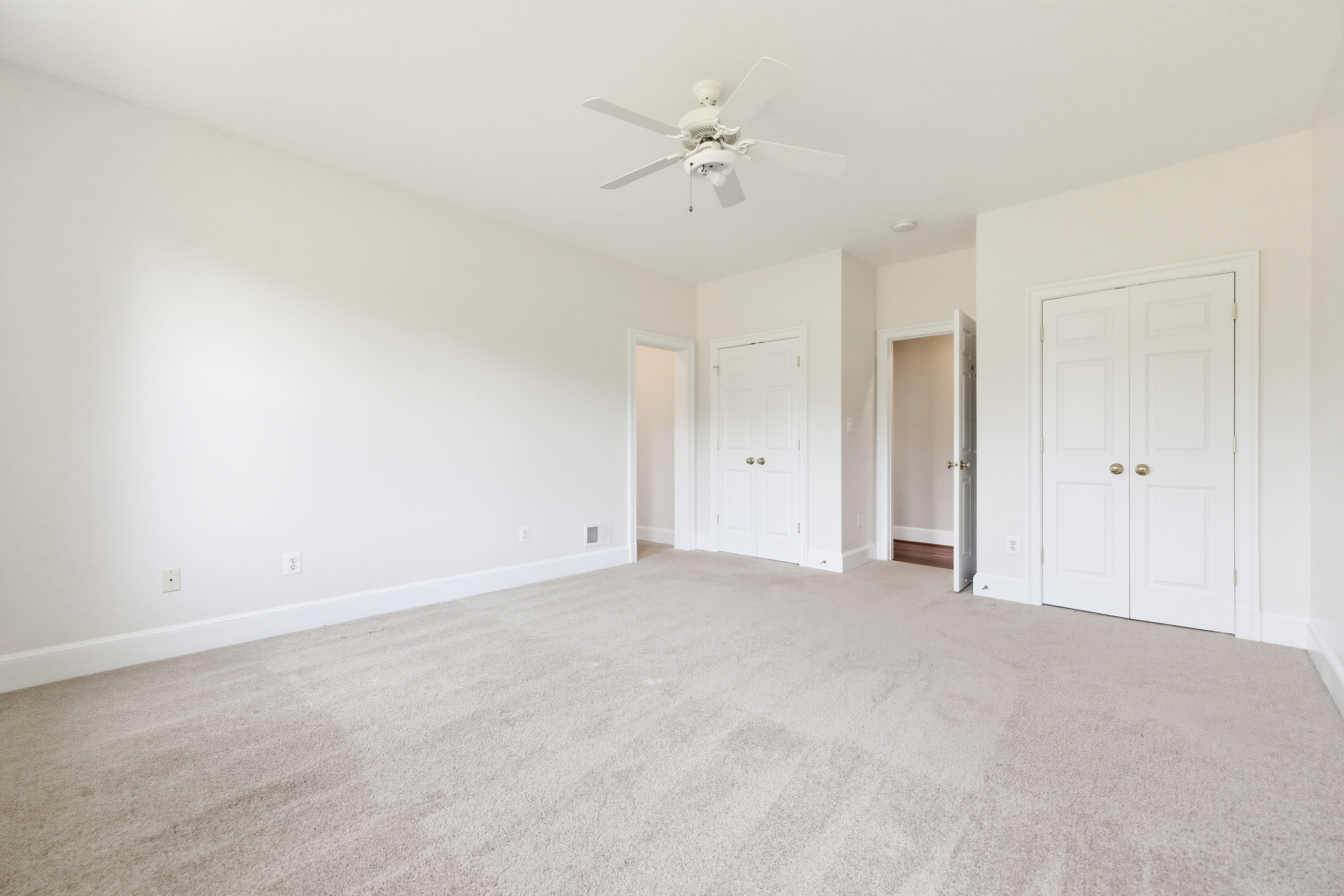  15018 Clover Hill Road, Waterford, VA 20197 - 物件實景