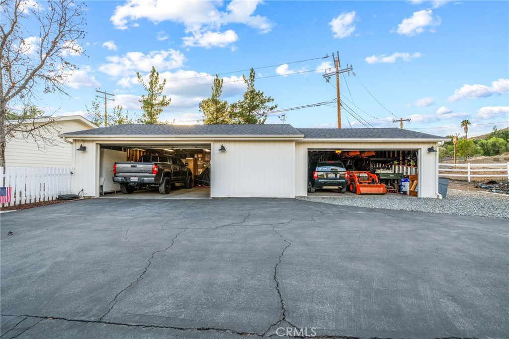 Menifee, California, 92587, United States, 4 Bedrooms Bedrooms, ,2 BathroomsBathrooms,Residential,For Sale,1921228