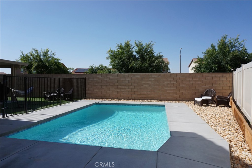 Hemet, California, 92543, United States, 5 Bedrooms Bedrooms, ,3 BathroomsBathrooms,Residential,For Sale,1826909