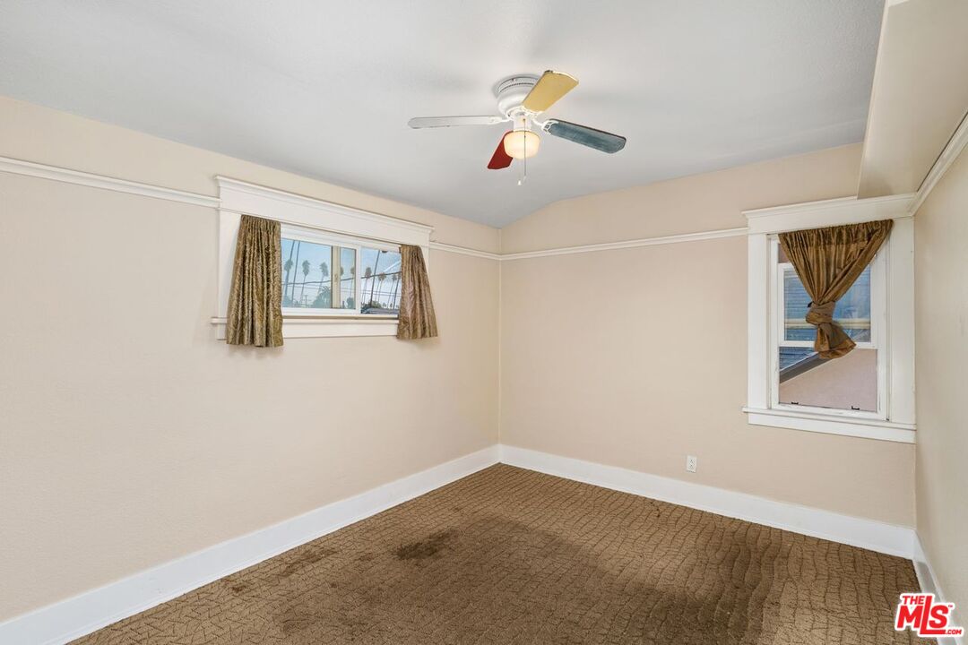 Los Angeles, California, 90043, United States, 3 Bedrooms Bedrooms, ,3 BathroomsBathrooms,Residential,For Sale,1818072