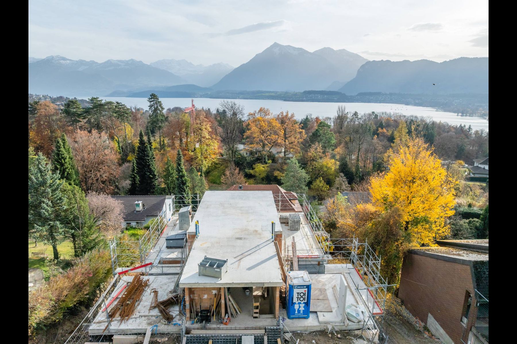  A rare jewel on Lake Thun with views of the Alps and the lake - 物件實景