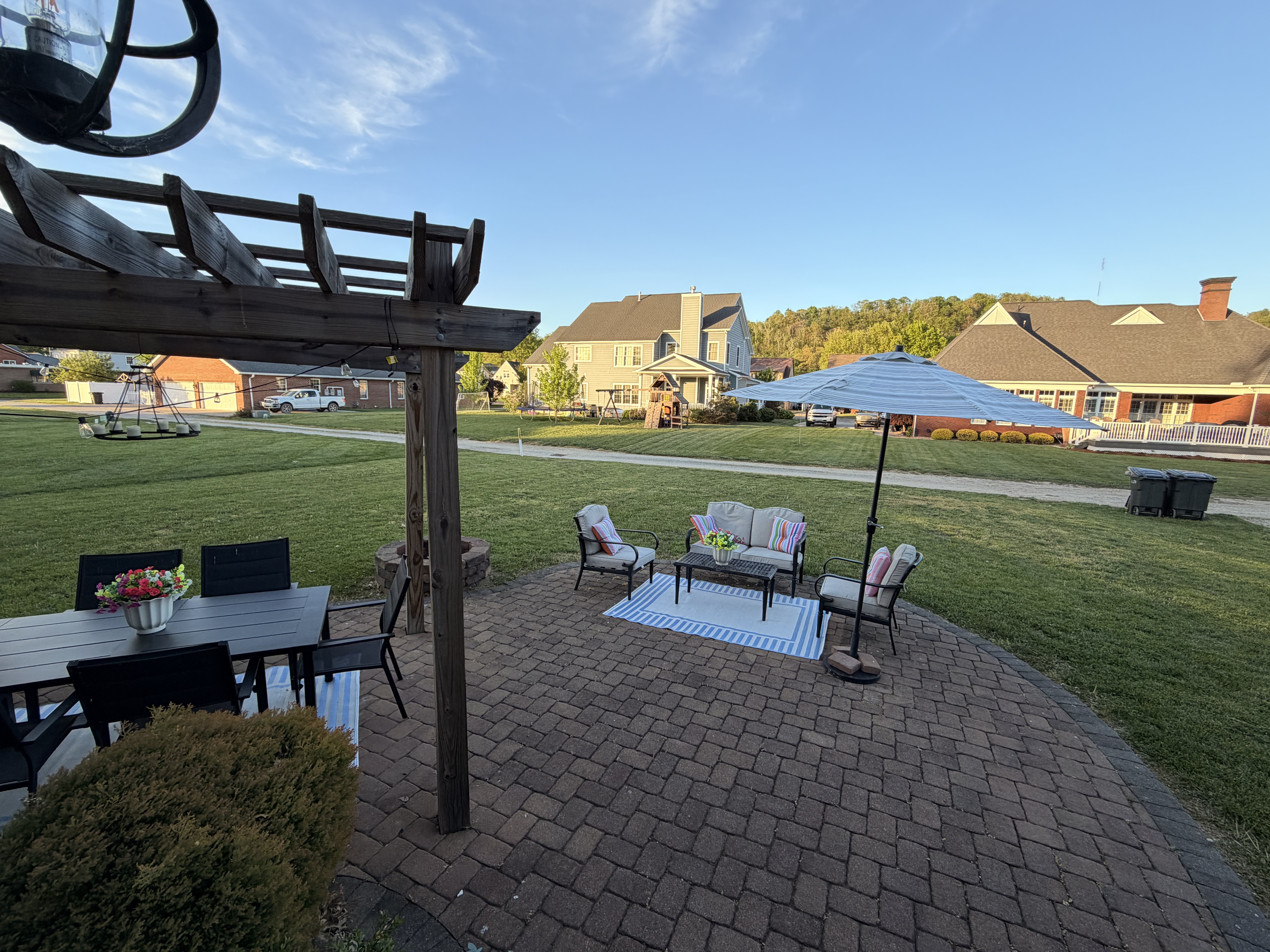 Ironton, Ohio, 45638, United States, 3 Bedrooms Bedrooms, ,4 BathroomsBathrooms,Residential,For Sale,2049357