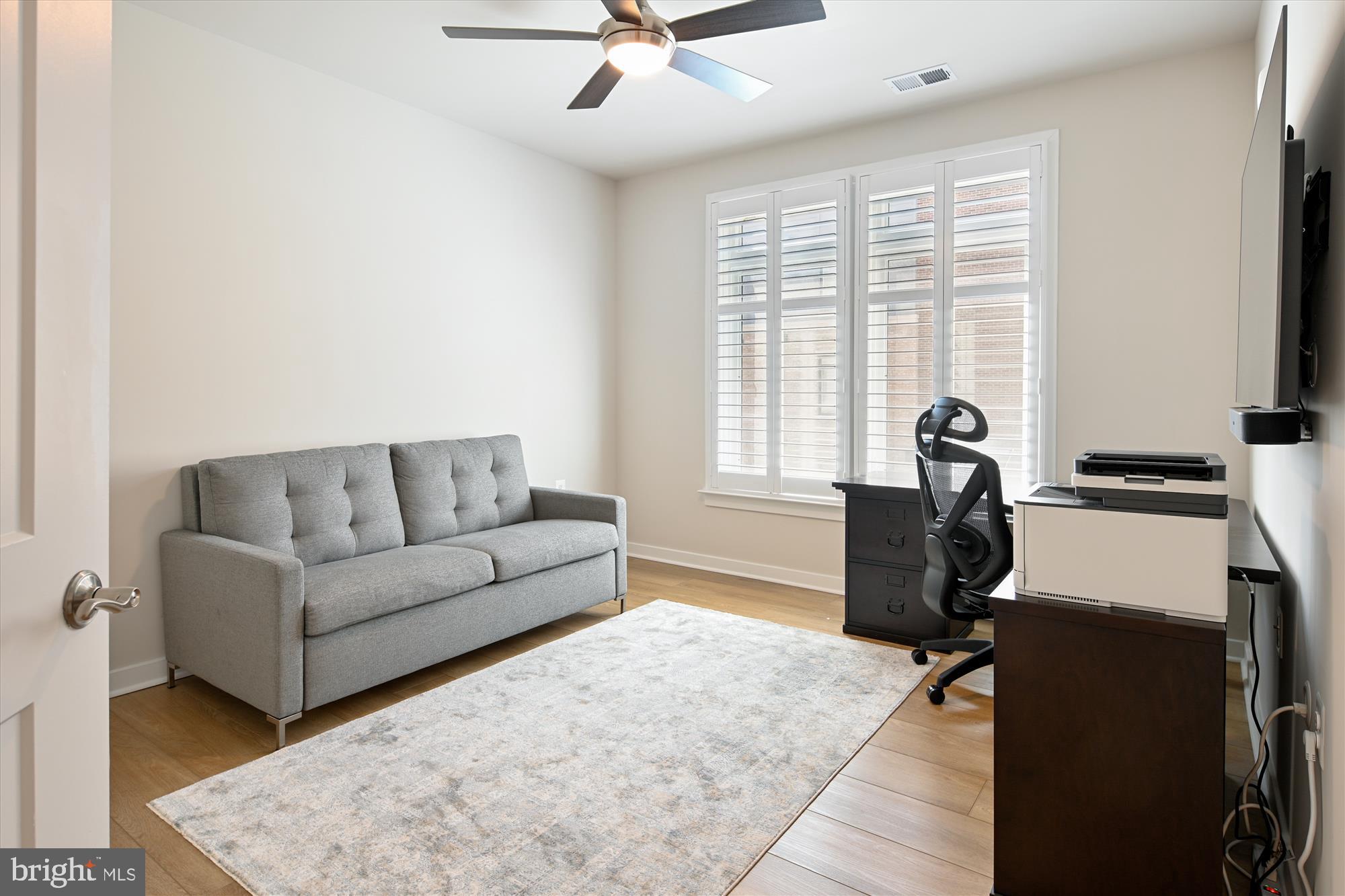 Reston, Virginia, 20190, United States, 2 Bedrooms Bedrooms, ,2 BathroomsBathrooms,Residential,For Sale,1915599