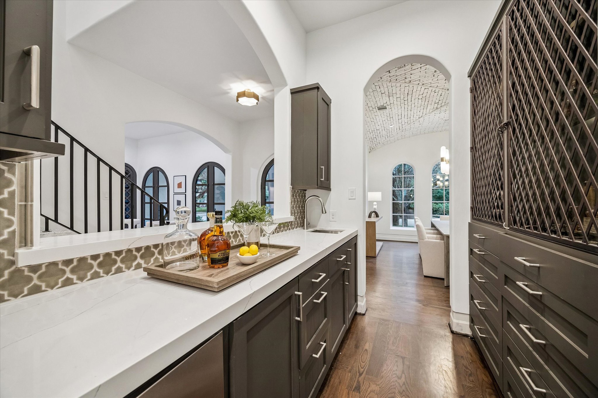  2330 Maroneal Street - 物件實景