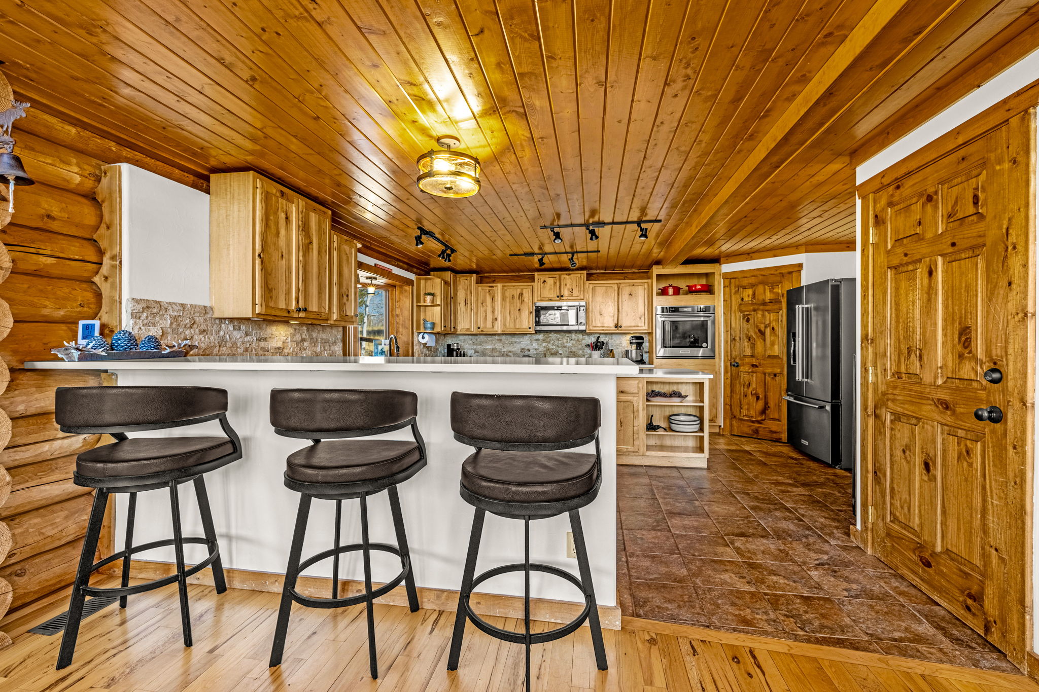 Cripple Creek, Colorado, 80813, United States, 3 Bedrooms Bedrooms, ,3 BathroomsBathrooms,Residential,For Sale,1997050