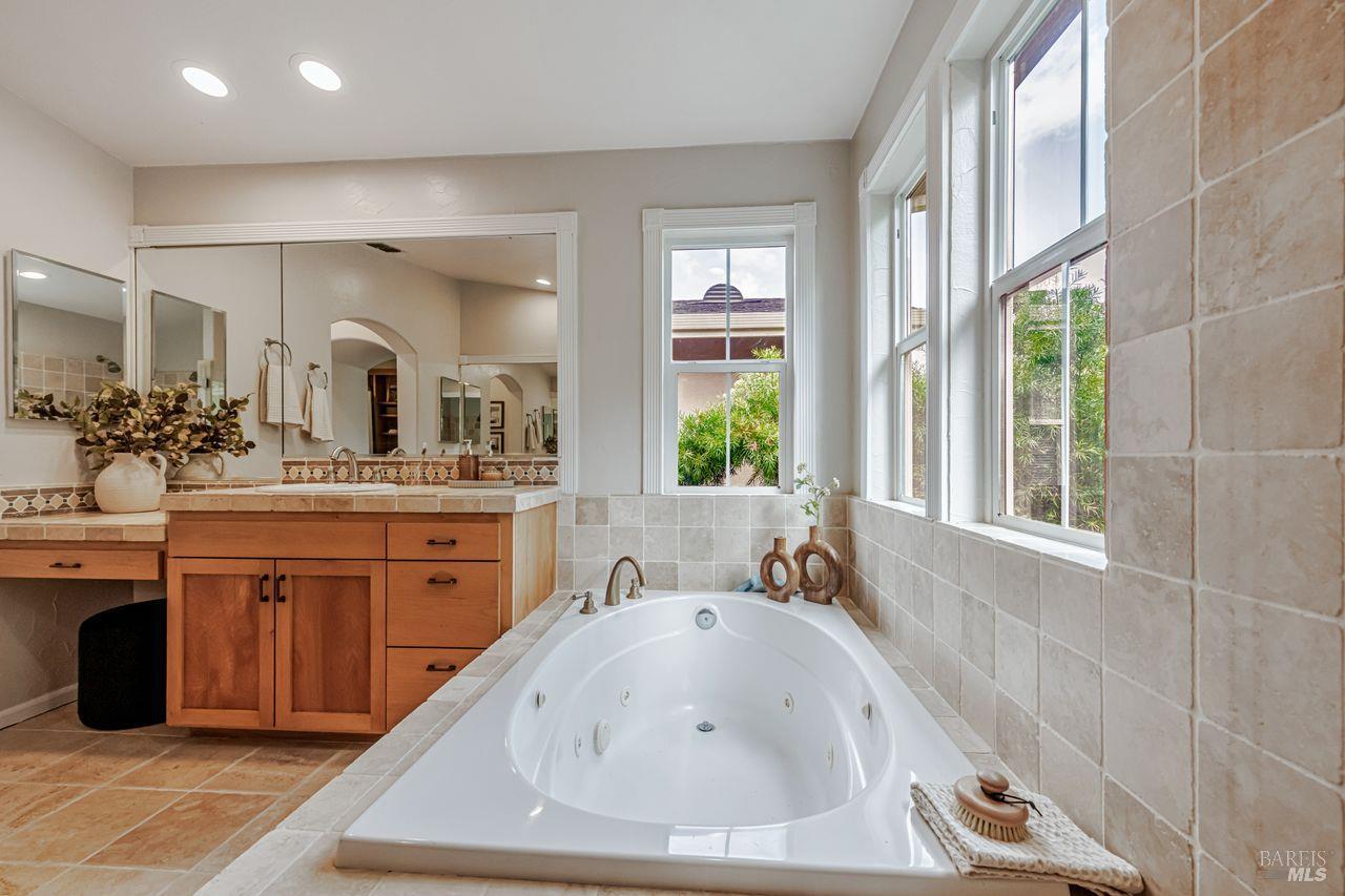 Novato, California, 94949, United States, 5 Bedrooms Bedrooms, ,3 BathroomsBathrooms,Residential,For Sale,1941742