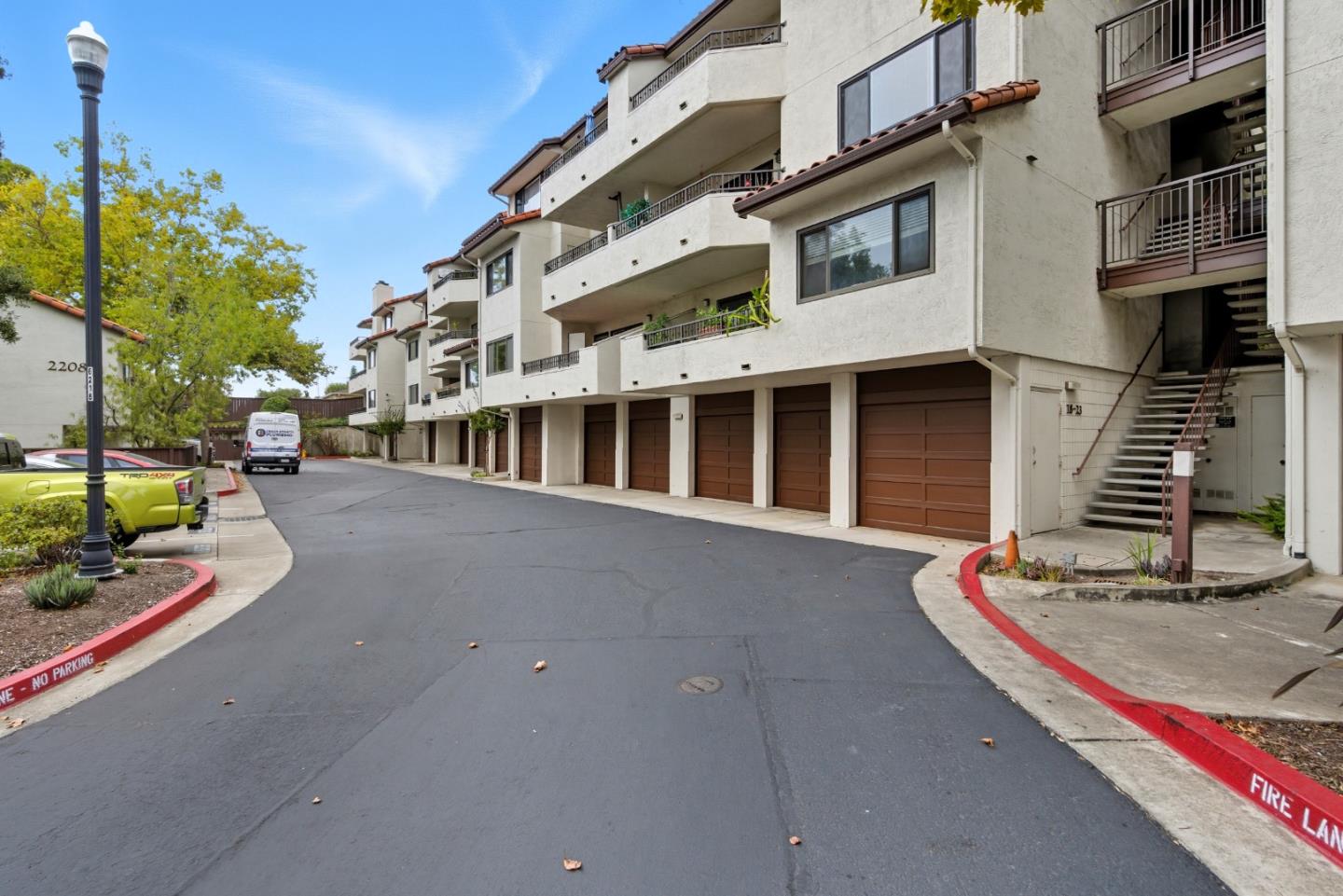 Hayward, California, 94541, United States, 2 Bedrooms Bedrooms, ,2 BathroomsBathrooms,Residential,For Sale,1961712