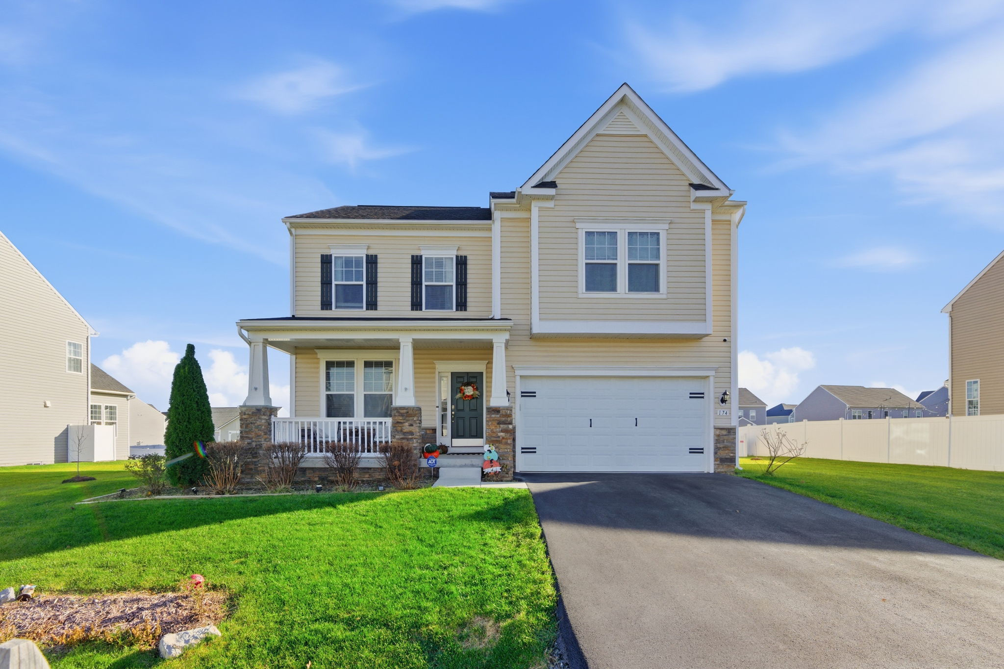 Gerrardstown, West Virginia, 25420, United States, 4 Bedrooms Bedrooms, ,Residential,For Sale,2002538