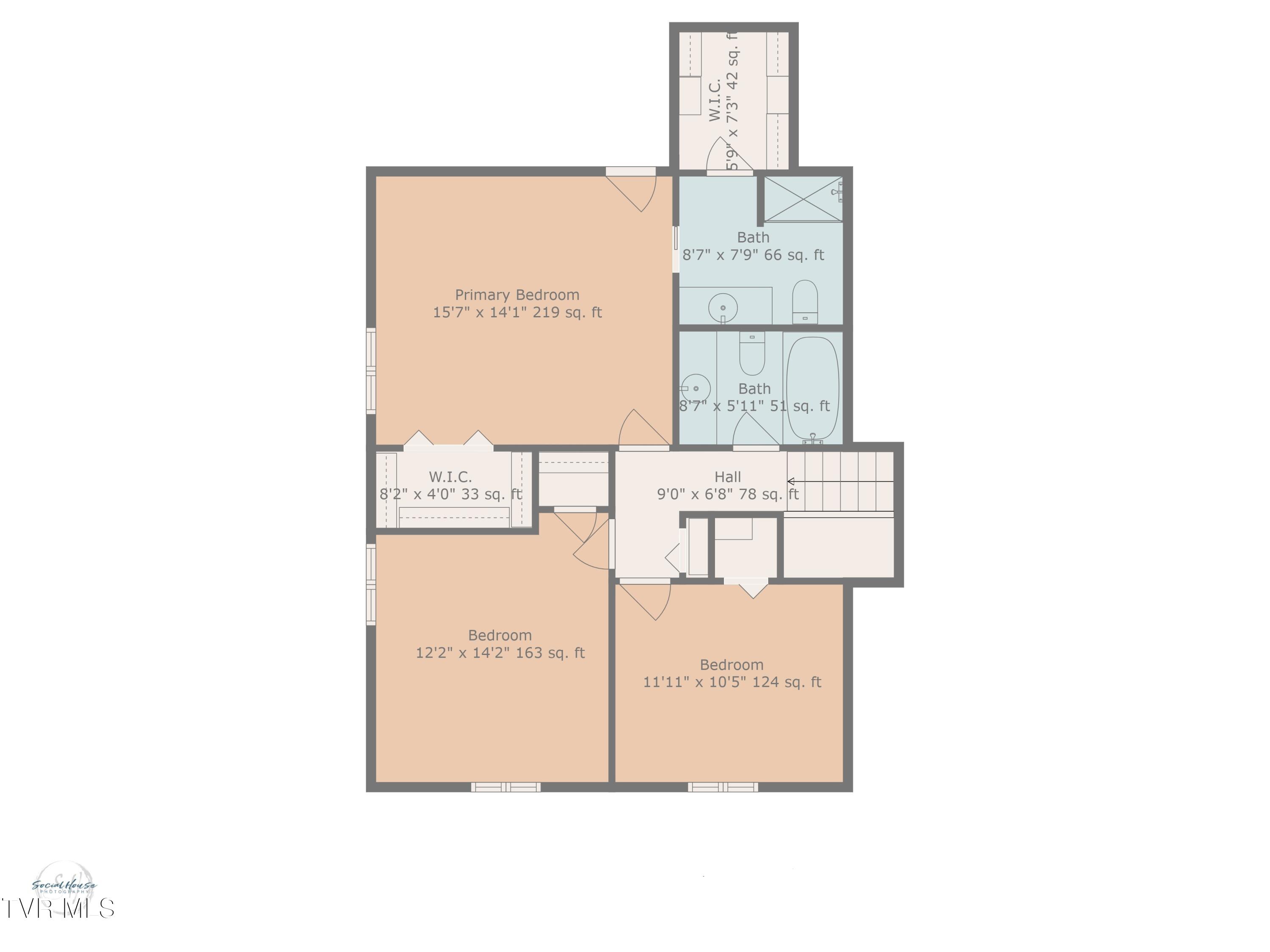 Kingsport, Tennessee, 37663, United States, 5 Bedrooms Bedrooms, ,3 BathroomsBathrooms,Residential,For Sale,1878184