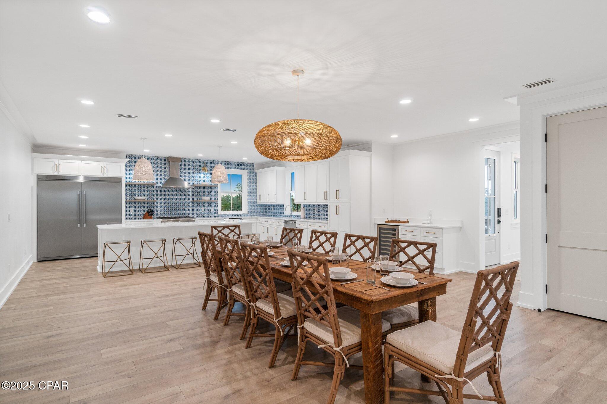 Mexico Beach, Florida, 32456, United States, 5 Bedrooms Bedrooms, ,5 BathroomsBathrooms,Residential,For Sale,1981847