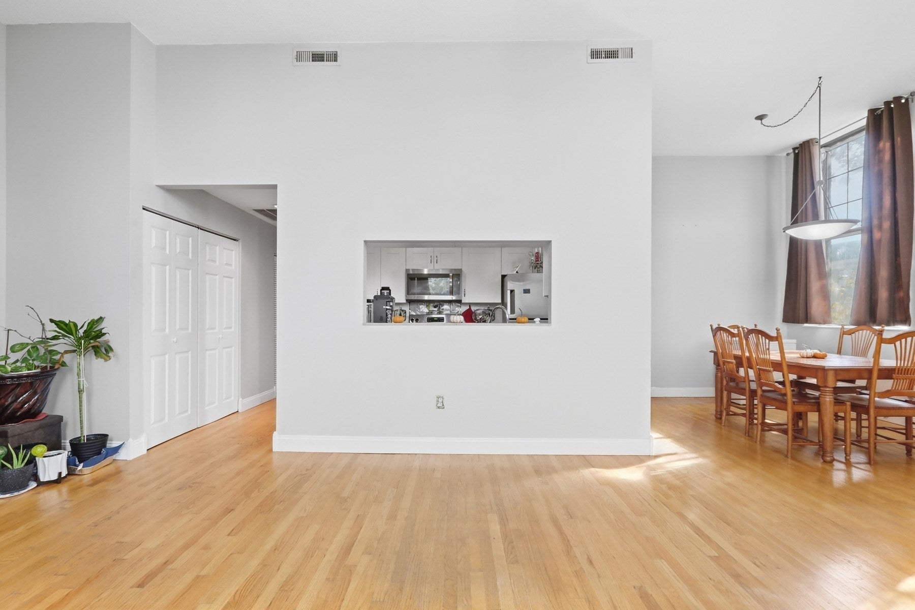 Ocean Ave, Winthrop, MA 02152 #1