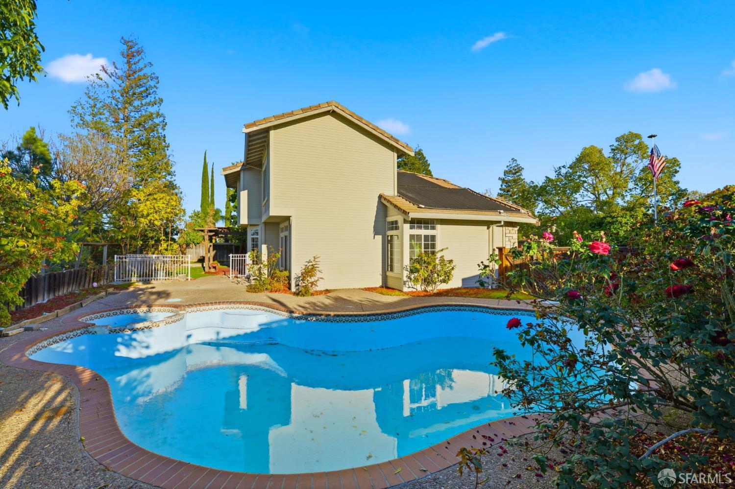 Antioch, California, 94531, United States, 4 Bedrooms Bedrooms, ,3 BathroomsBathrooms,Residential,For Sale,1988148