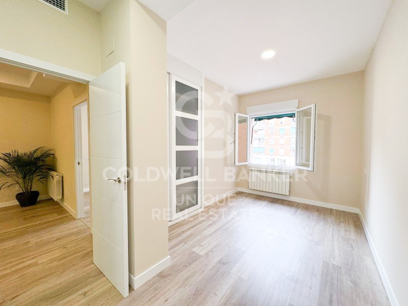 Madrid, Madrid, Chamber?, Nuevos Ministerios-R?os, Madrid, Comunidad de Madrid, ES, 3 Bedrooms Bedrooms, ,3 BathroomsBathrooms,Residential,For Sale,Madrid, Madrid, Chamber?, Nuevos Ministerios-R?os ,1621748