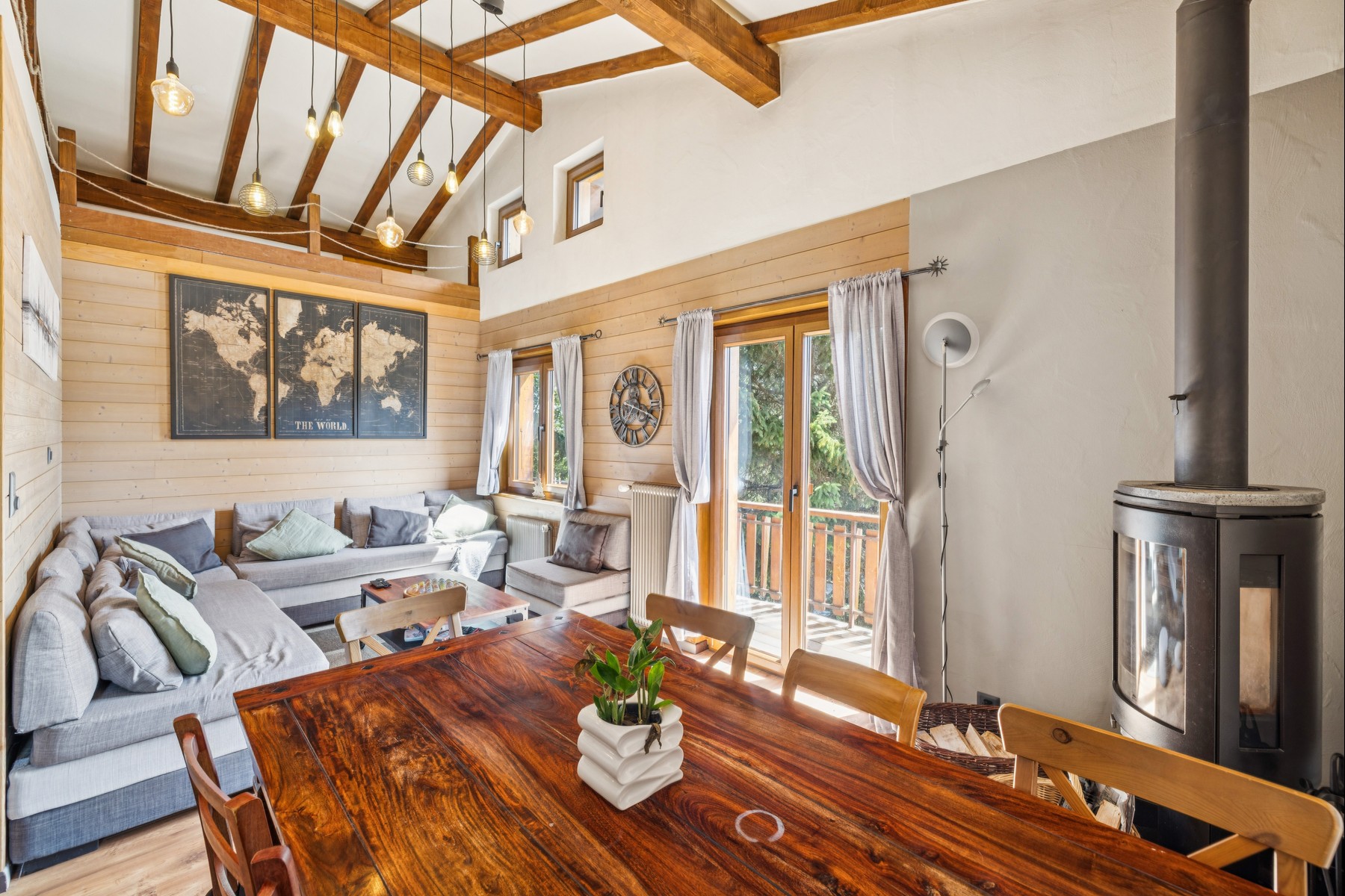  A beautiful chalet just a stone