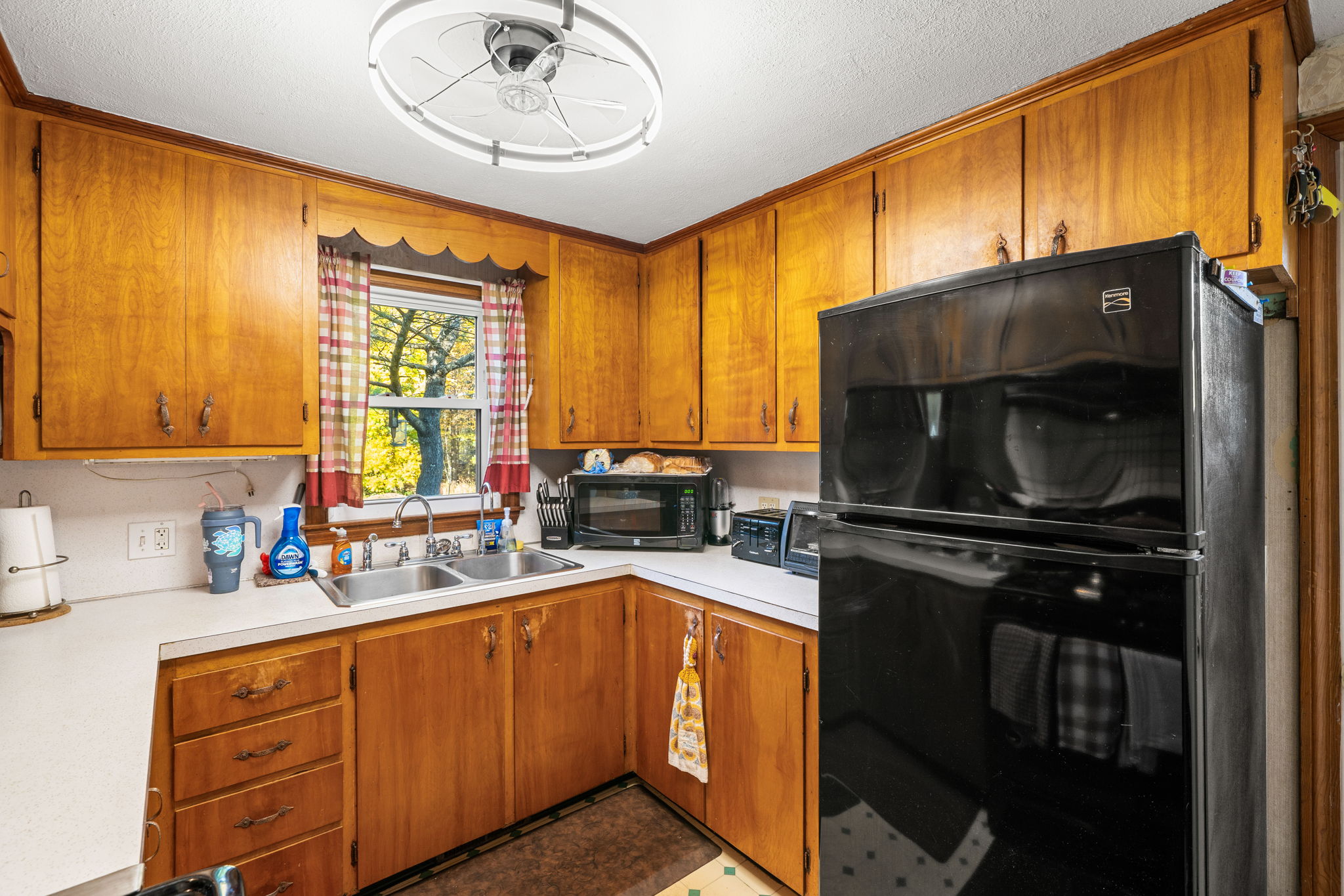  21 Chisholm Road, Kingston, NH, 03848 - 物件實景