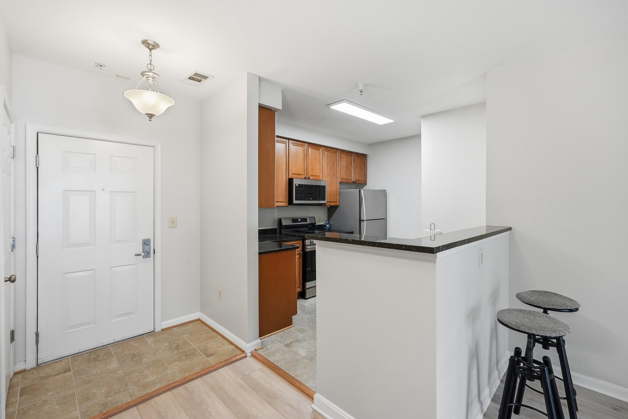  801 S Greenbrier Street, Arlington, VA, 22204 - 物件實景