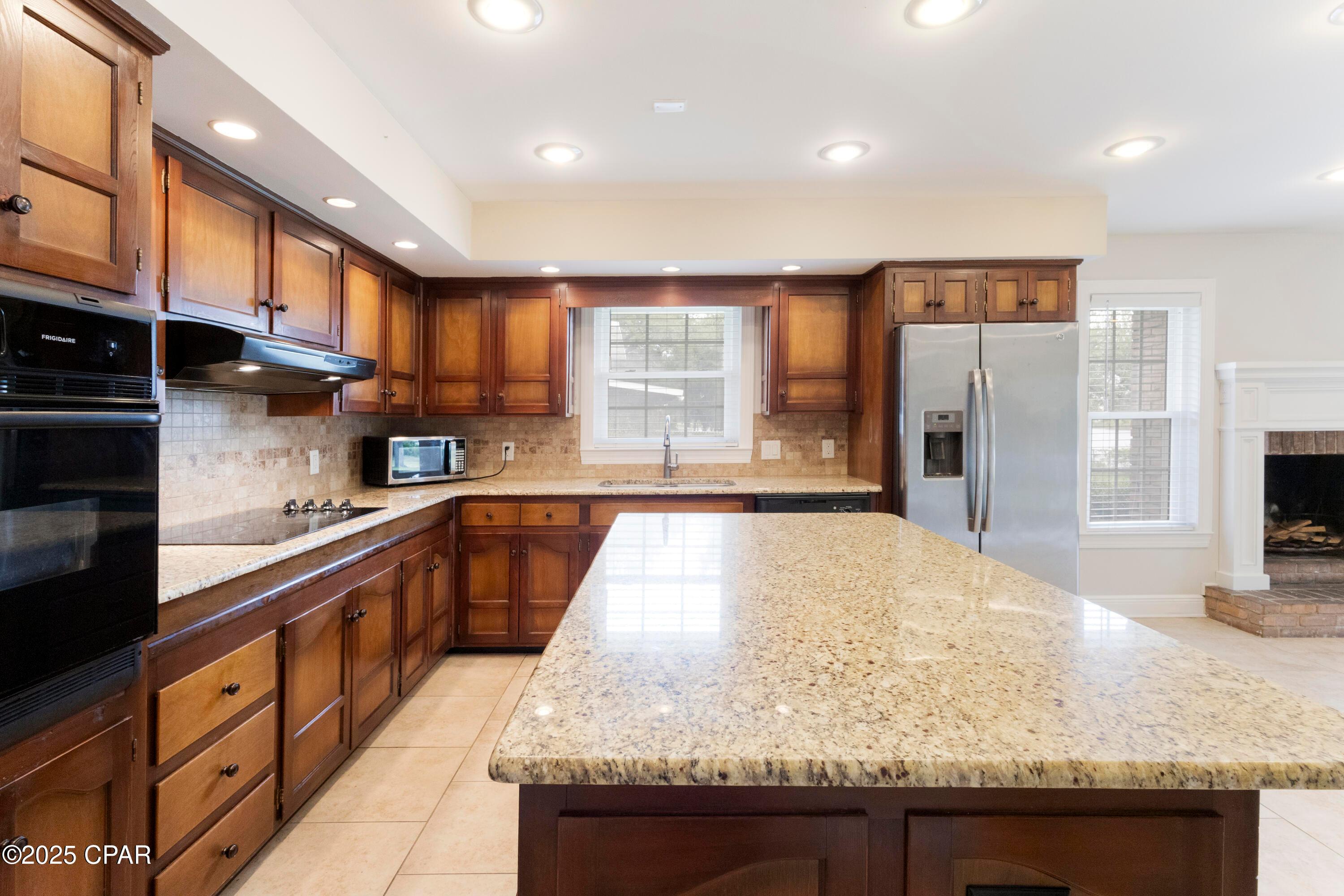 Lynn Haven, Florida, 32444, United States, 3 Bedrooms Bedrooms, ,4 BathroomsBathrooms,Residential,For Sale,1914015