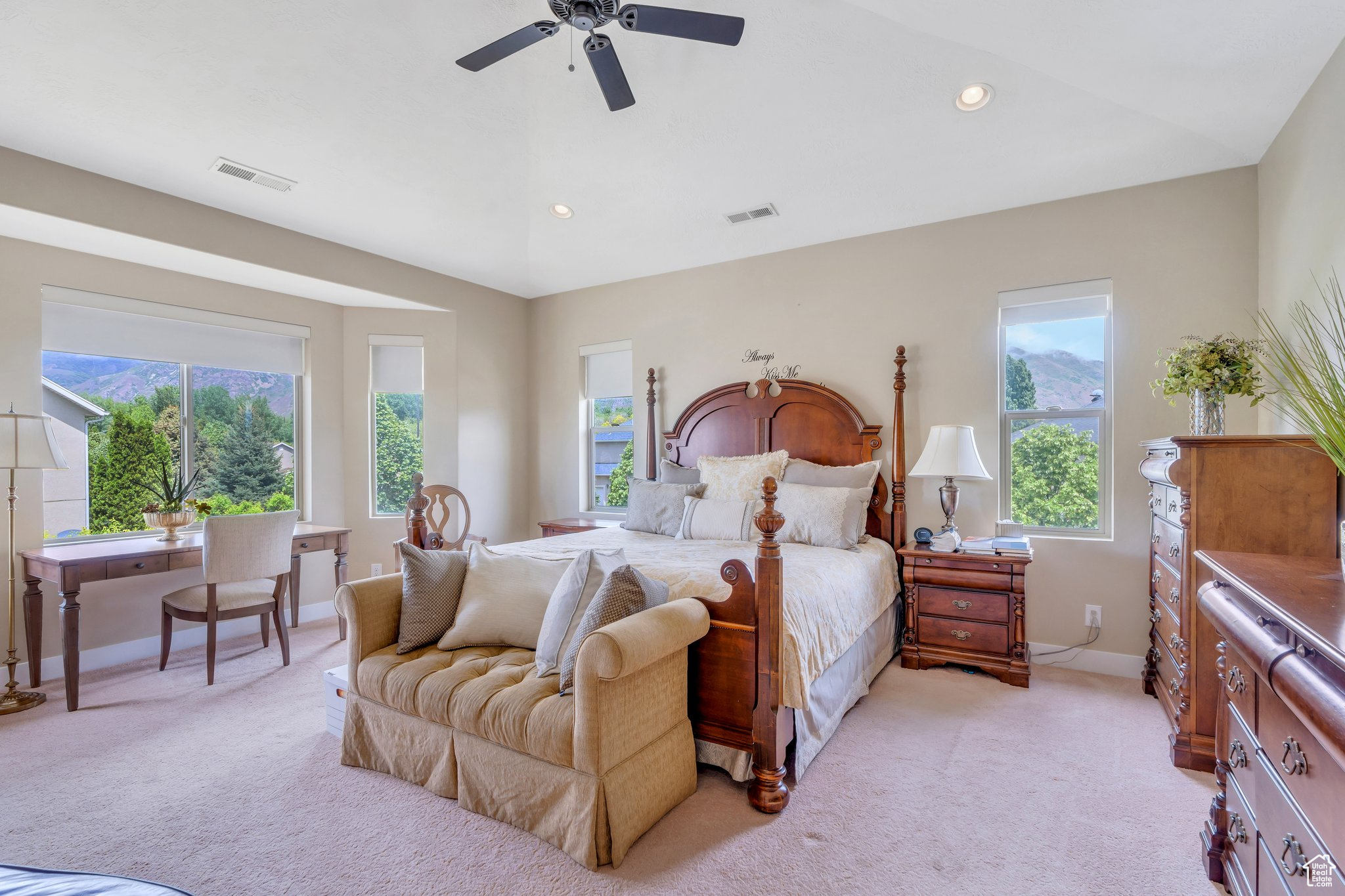 Springville, Utah, 84663, United States, 5 Bedrooms Bedrooms, ,5 BathroomsBathrooms,Residential,For Sale,1829365