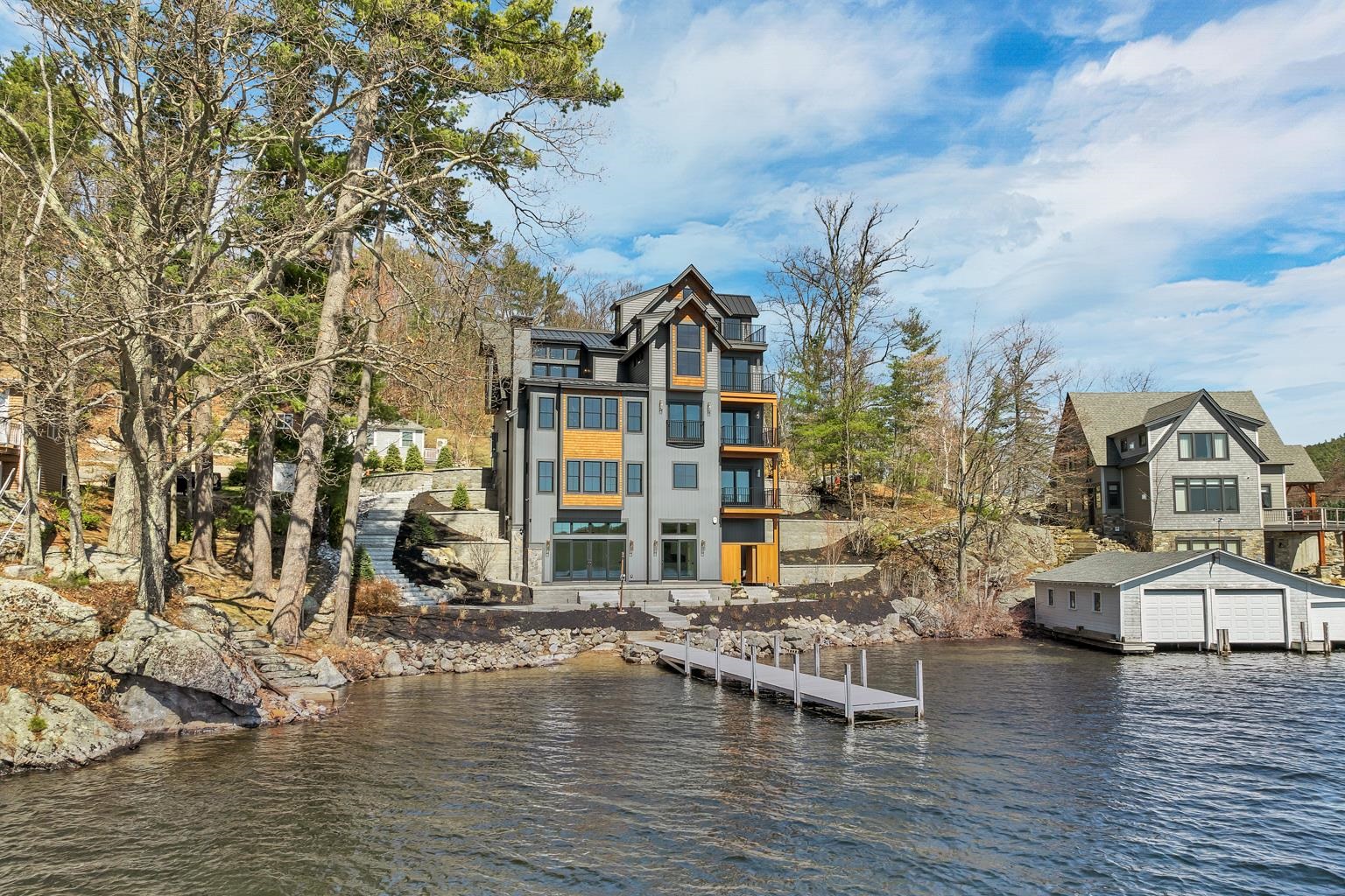 Gilford, New Hampshire, 03249, United States, 5 Bedrooms Bedrooms, ,6 BathroomsBathrooms,Residential,For Sale,1794777