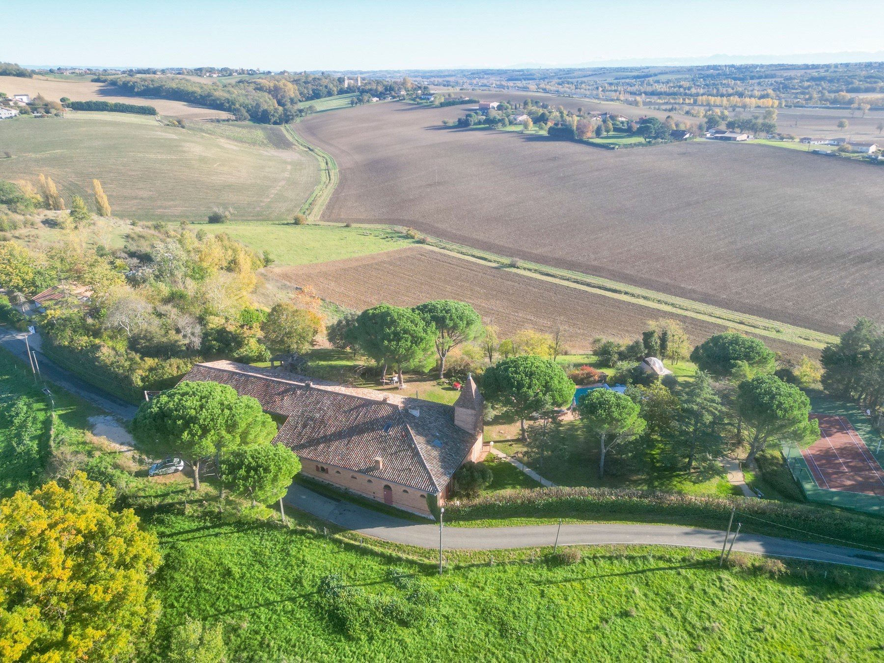  Exceptional renovation of this former farmhouse, with views of the Pyrenees - 物件實景