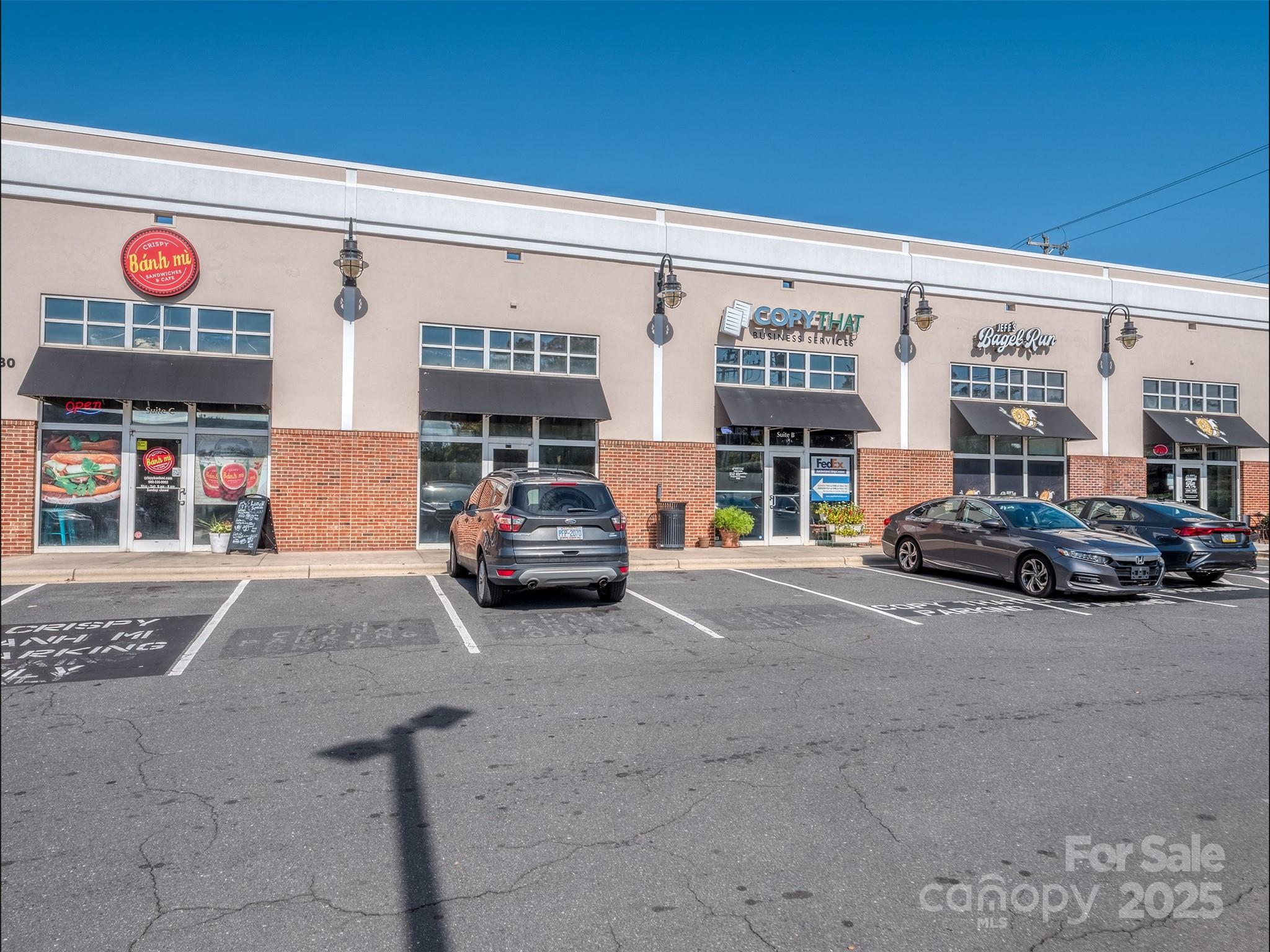 Charlotte, North Carolina, 28273, United States, 3 Bedrooms Bedrooms, ,4 BathroomsBathrooms,Residential,For Sale,1956381