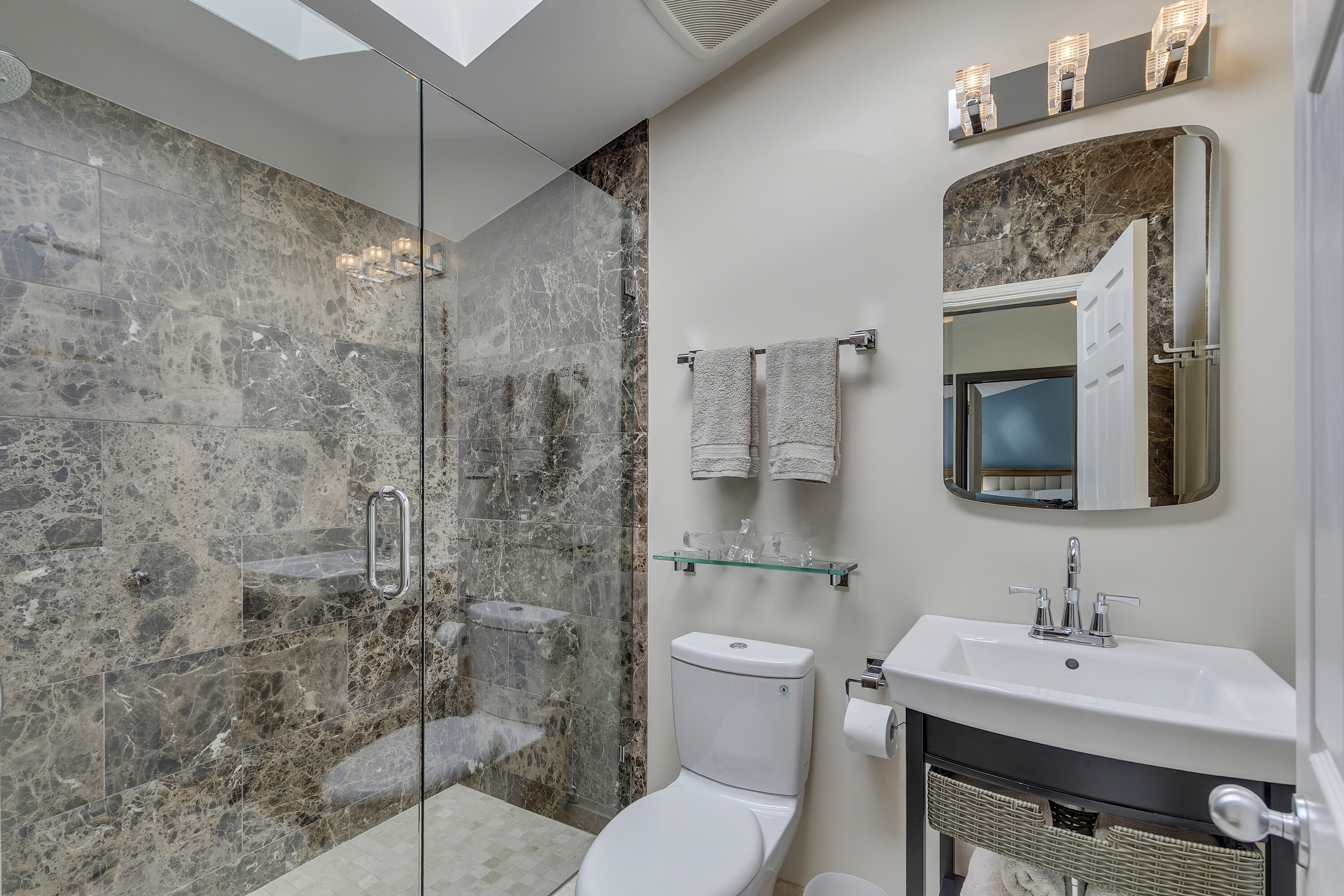  20 Acre Storybook Property - 物件實景