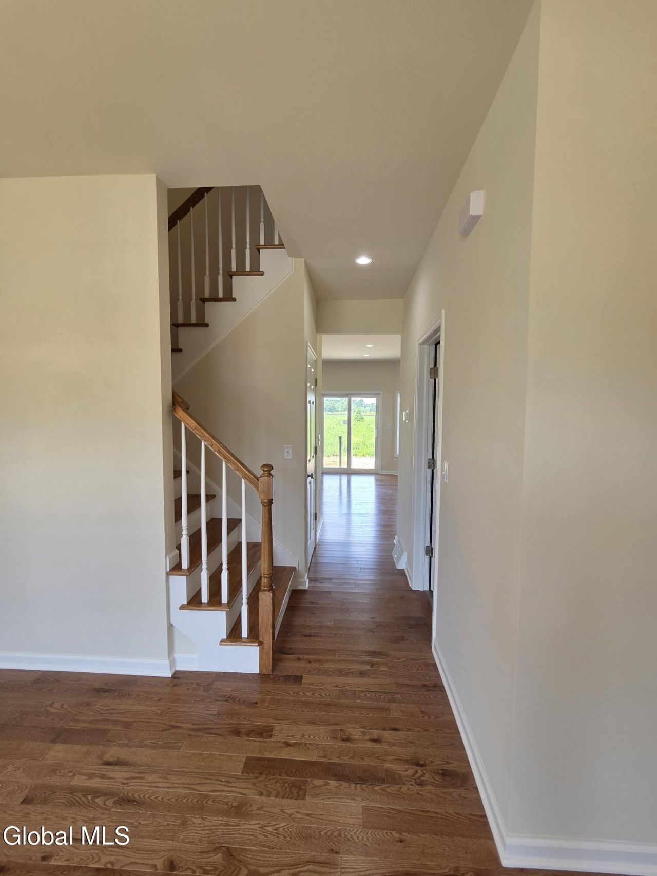 Mechanicville, New York, 12118, United States, 3 Bedrooms Bedrooms, ,3 BathroomsBathrooms,Residential,For Sale,1908351